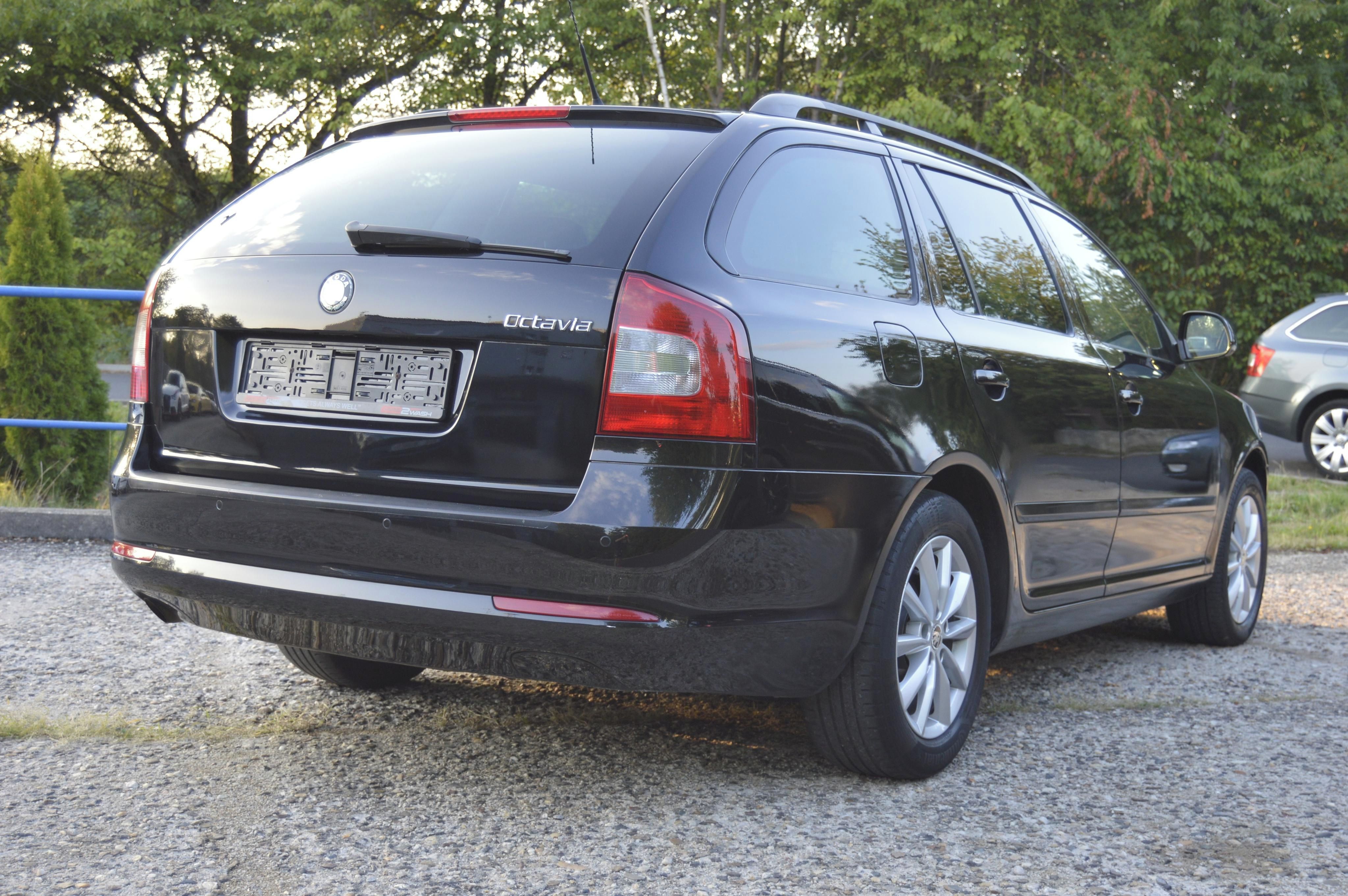 Škoda Octavia, 1.6 TDI 77 KW KLIMA-LITÁ KOLA - fotka 3