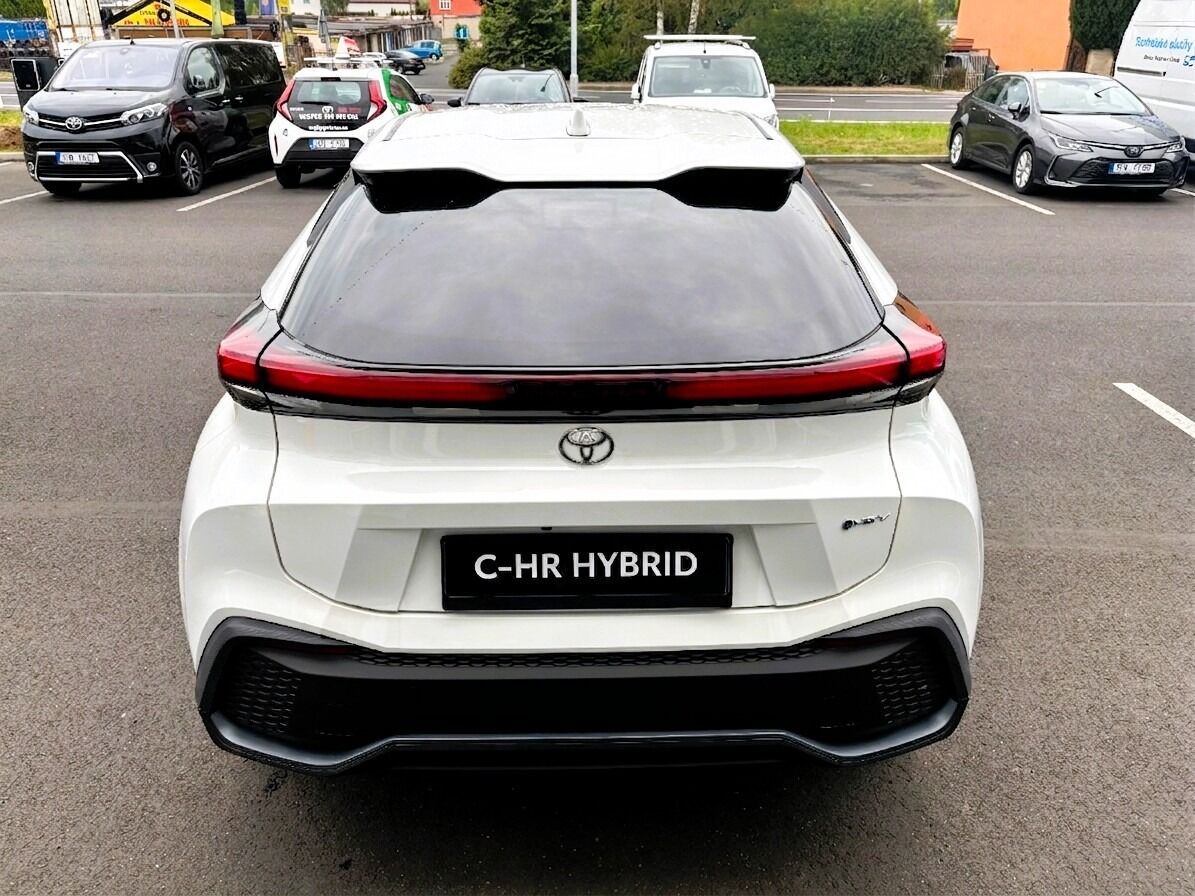 Toyota C-HR, 1,8   Style HEV CVT - fotka 6