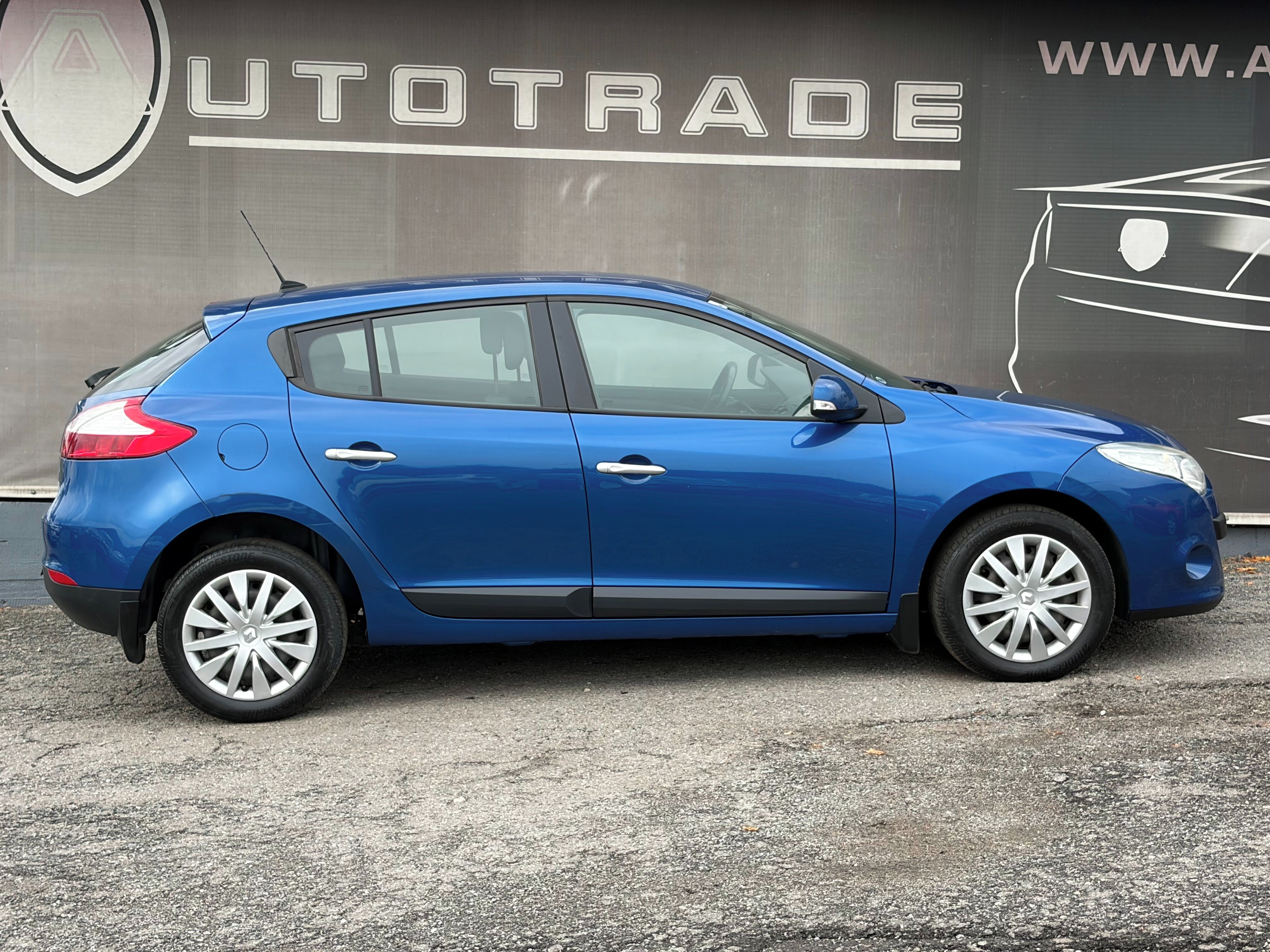 Renault Mégane, 1.6i 74kW, KLIMA, Webasto - fotka 5