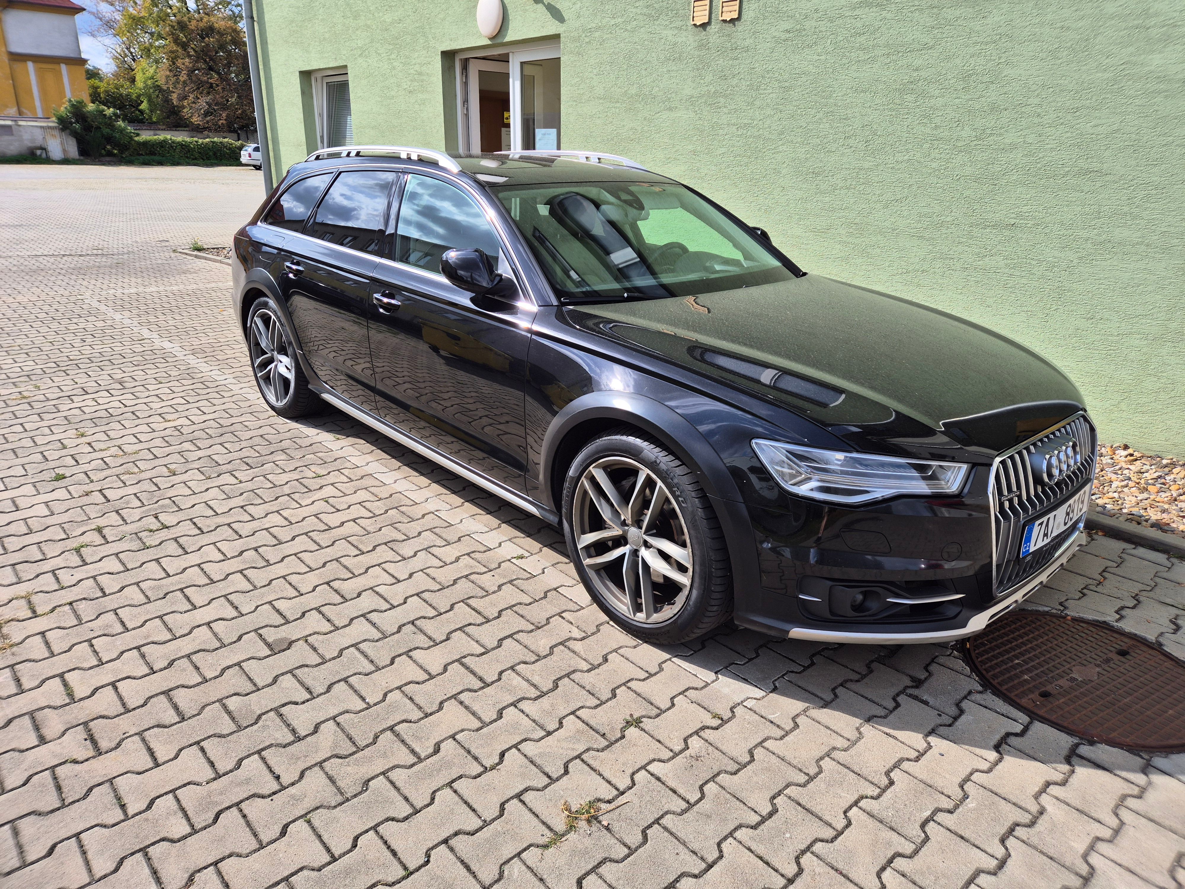 Audi A6 allroad, 3.0 BiTDI - plná výbava