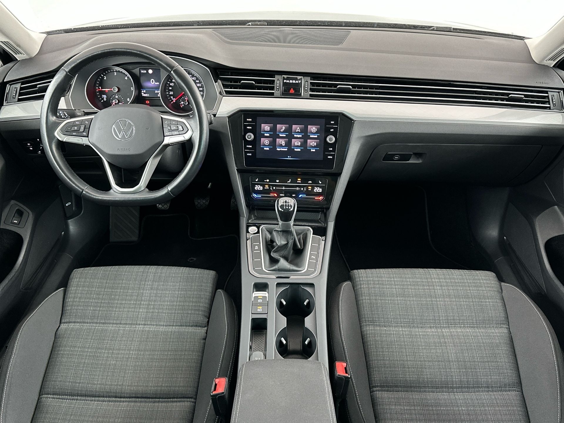 Volkswagen Passat, Business 2.0 TDI 110kW - fotka 5