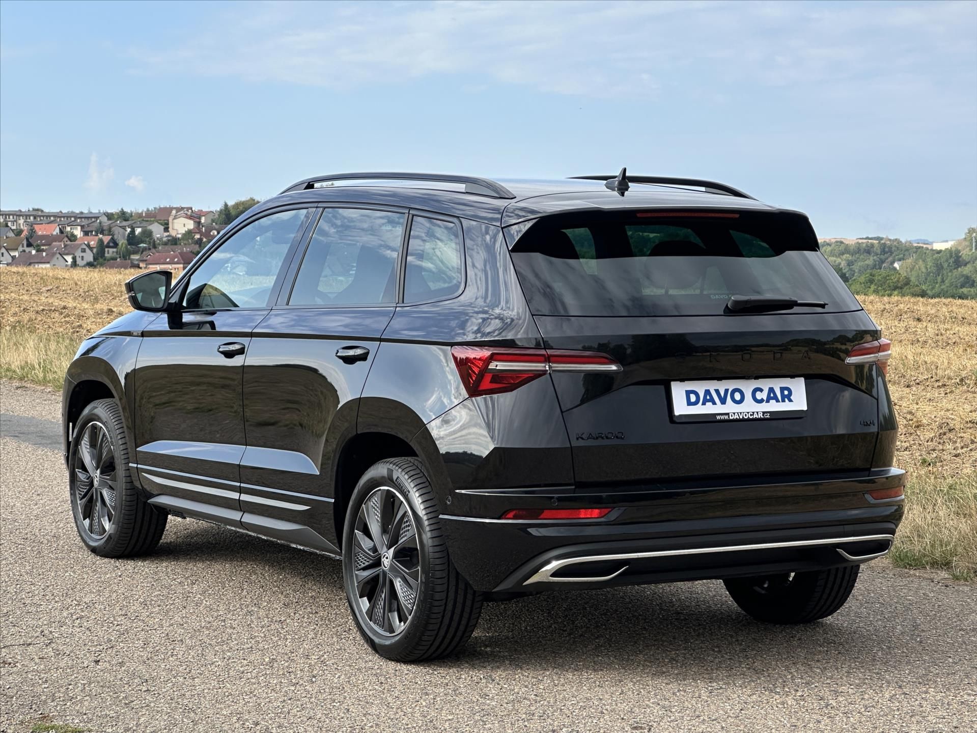 Škoda Karoq, 2,0 TDI Sportline 4x4 DSG 1.ma - fotka 5
