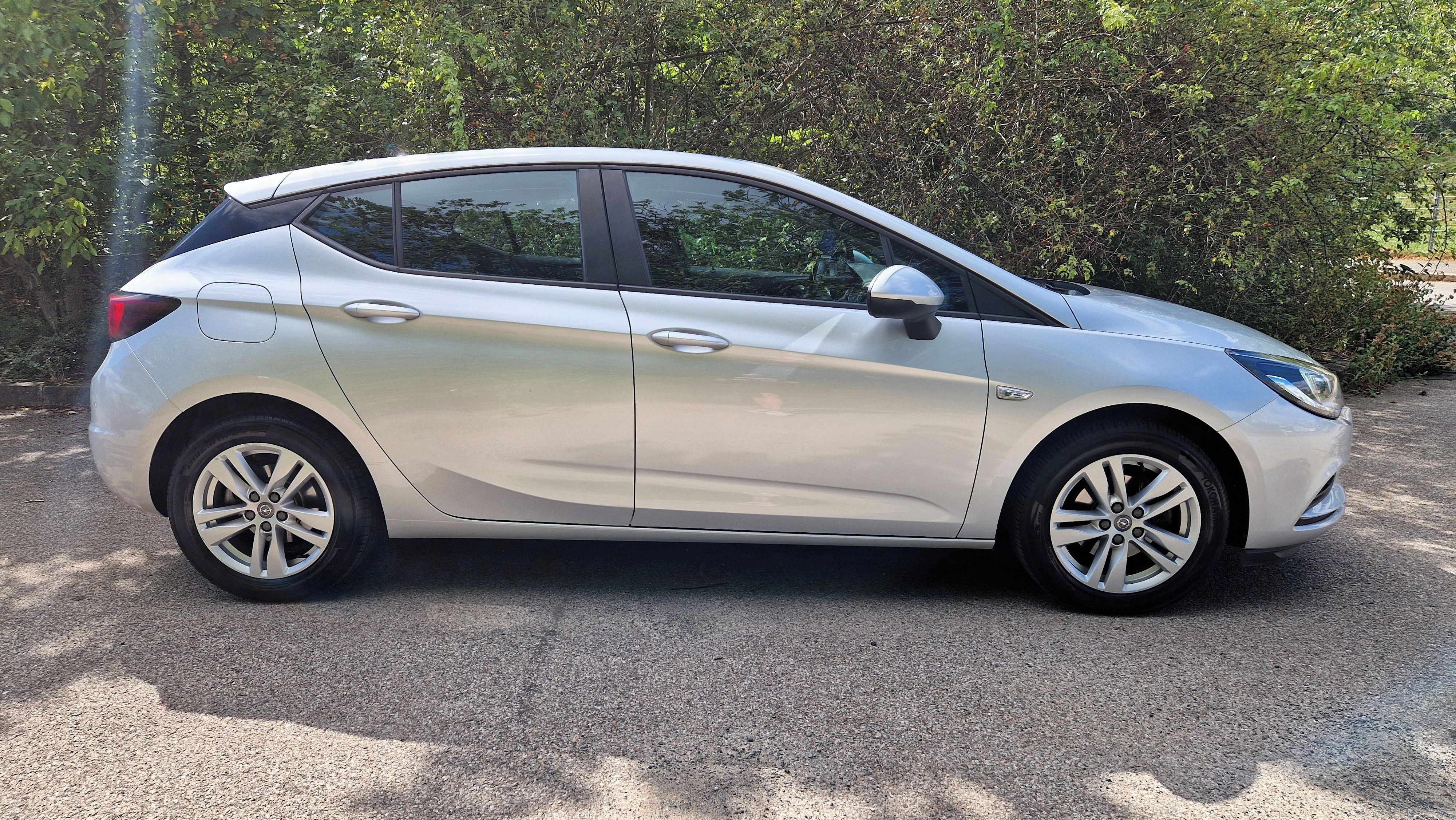 Opel Astra, Opel Astra hatchback - fotka 6