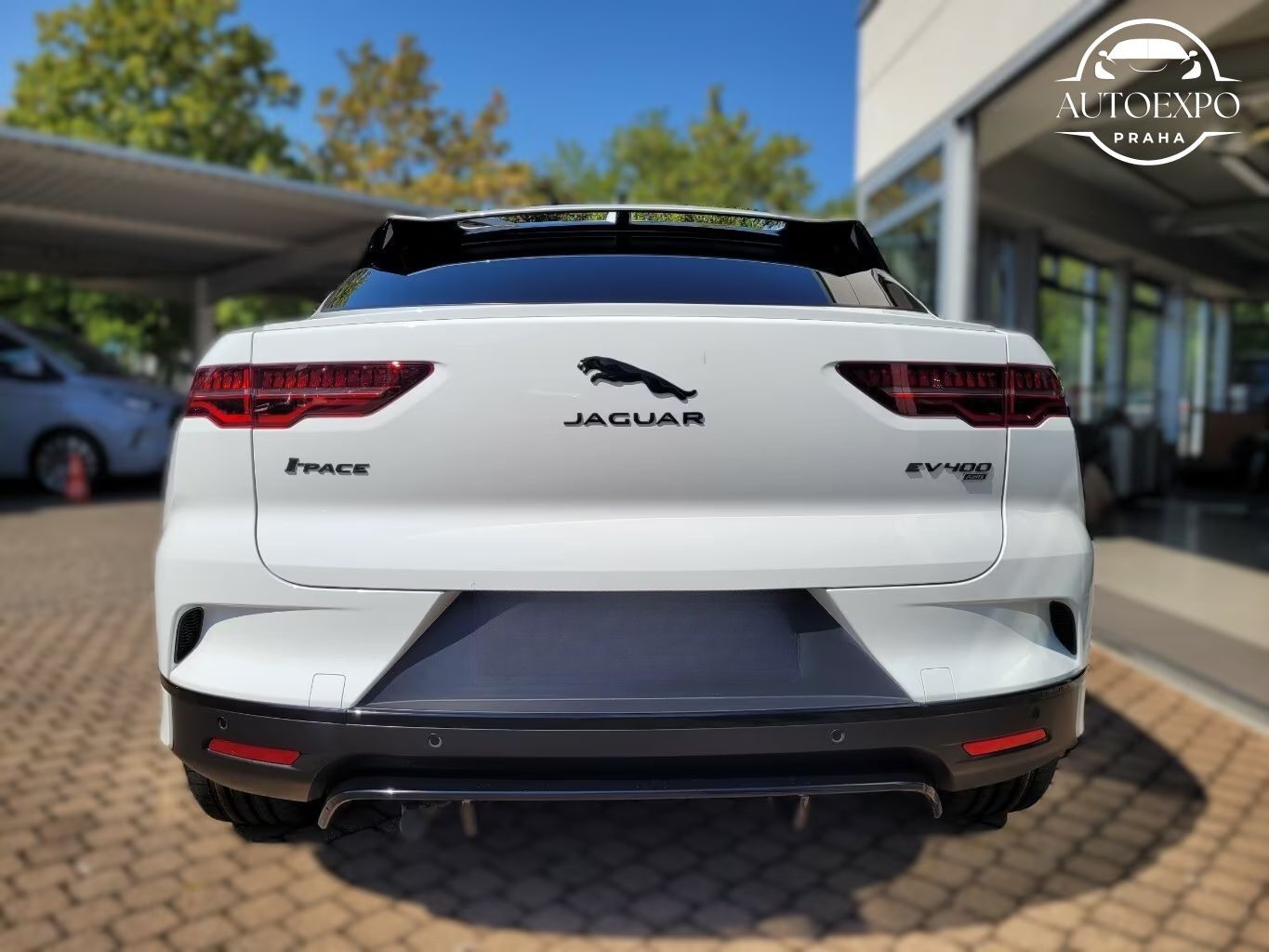 Jaguar I-Pace, EV400 S*PANORAMA*Matrix-LED - fotka 4
