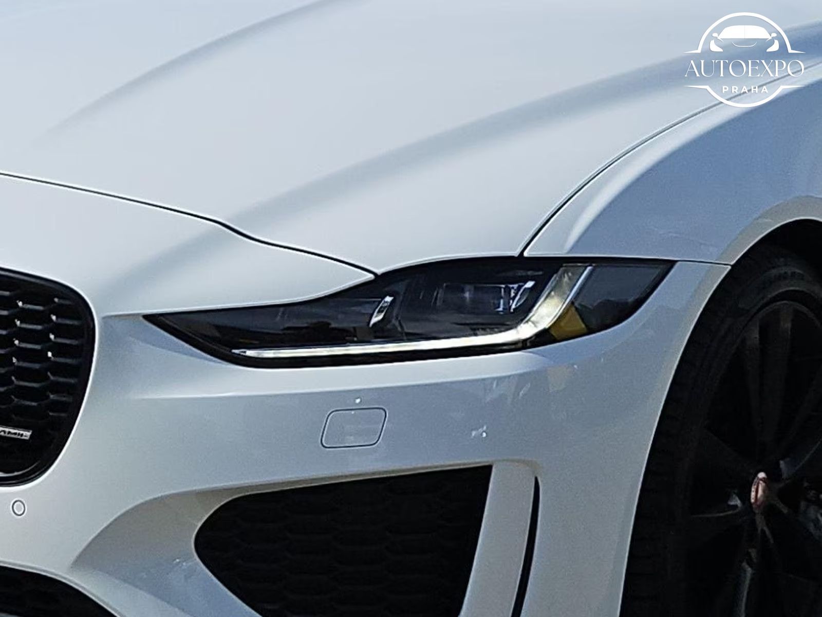 Jaguar XE, P250 R-Dynamic HSE*Matrix-LED - fotka 5