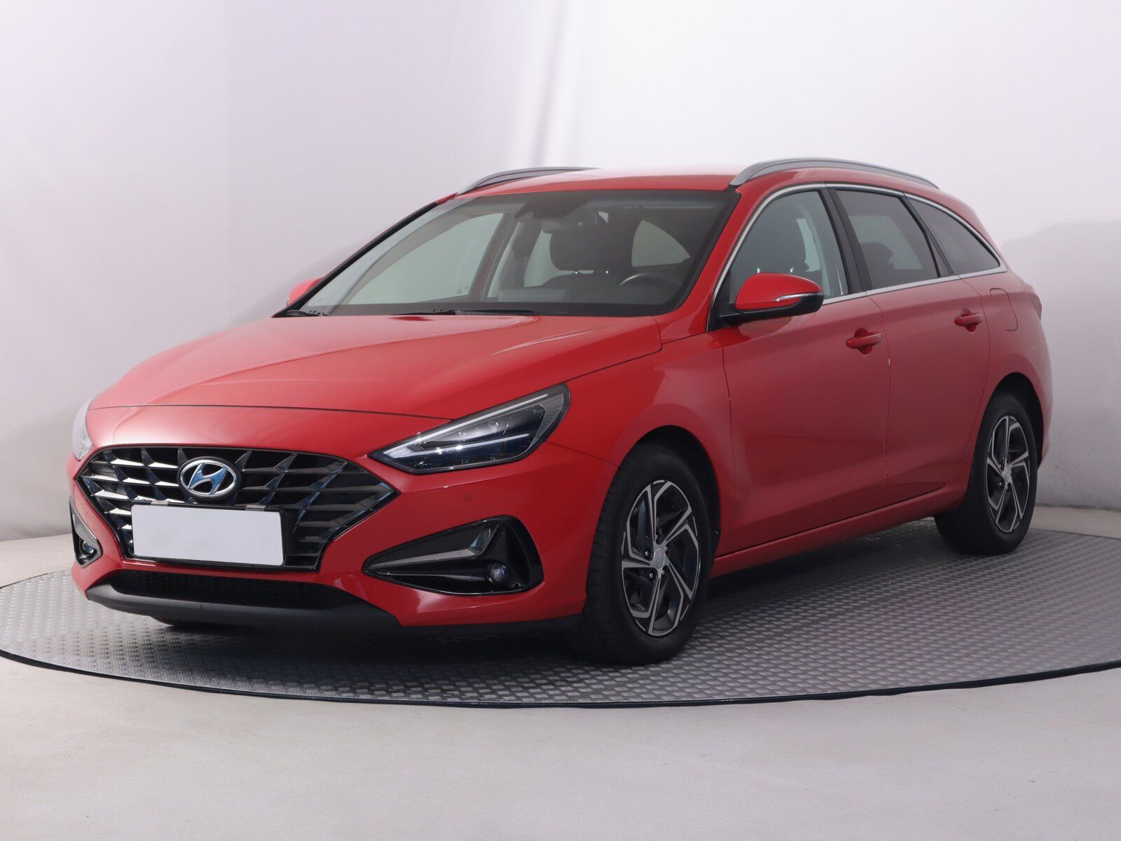 Hyundai i30, 1.0 T-GDI, Family, Automat - fotka 2