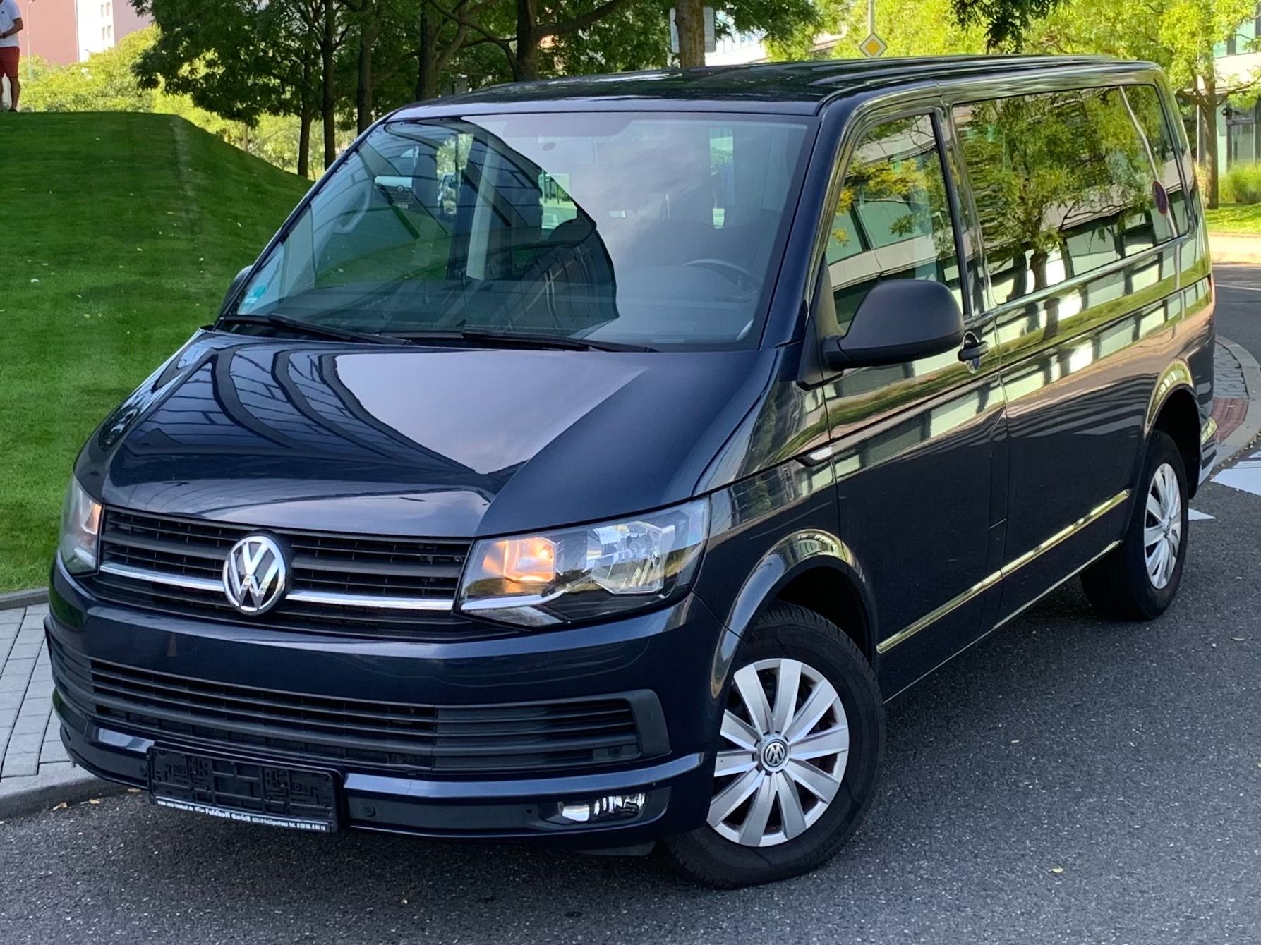 Volkswagen Multivan, 110kw, Manual, Webasto, Tažné