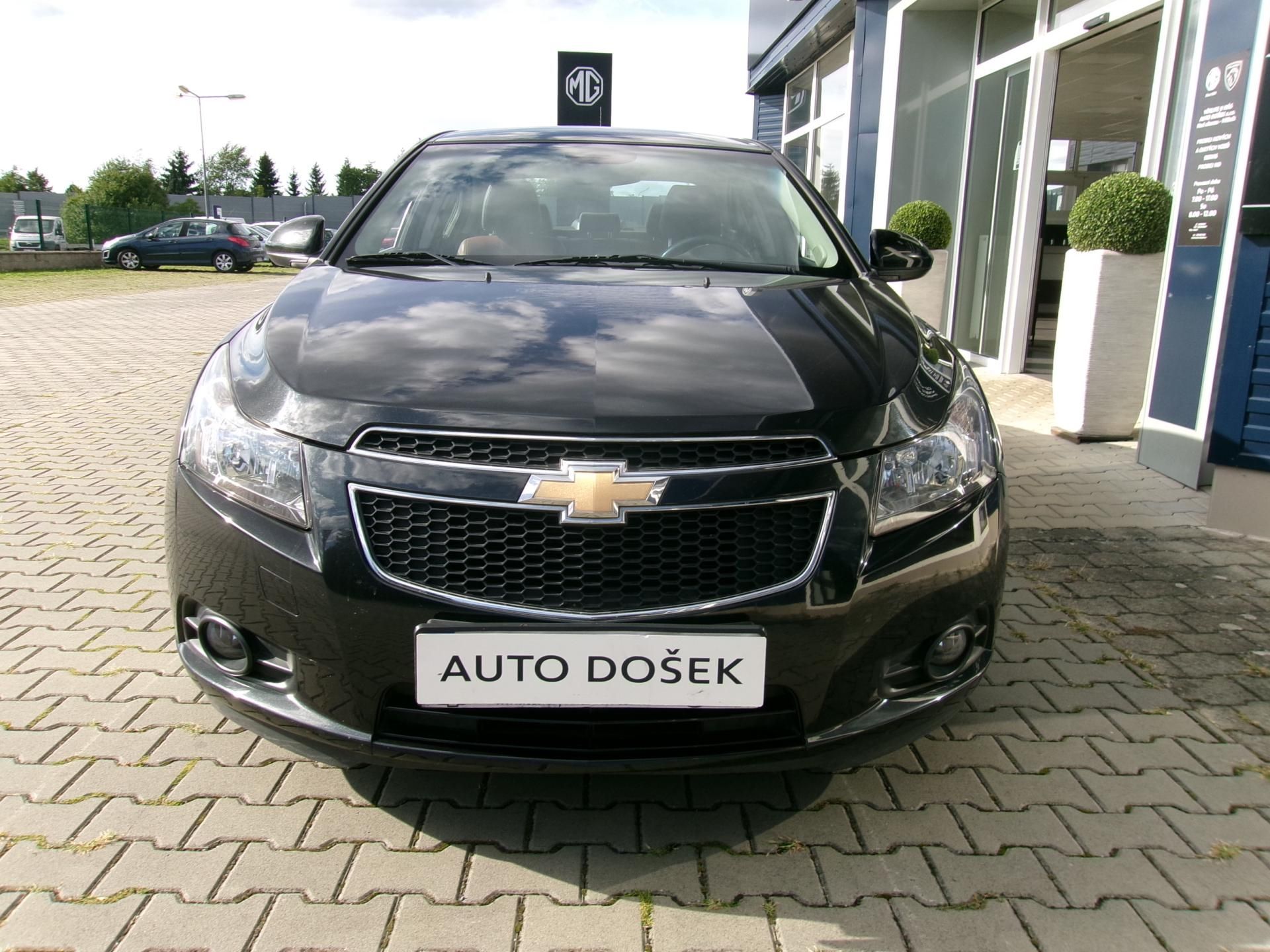 Chevrolet Cruze, 2.0 - fotka 2