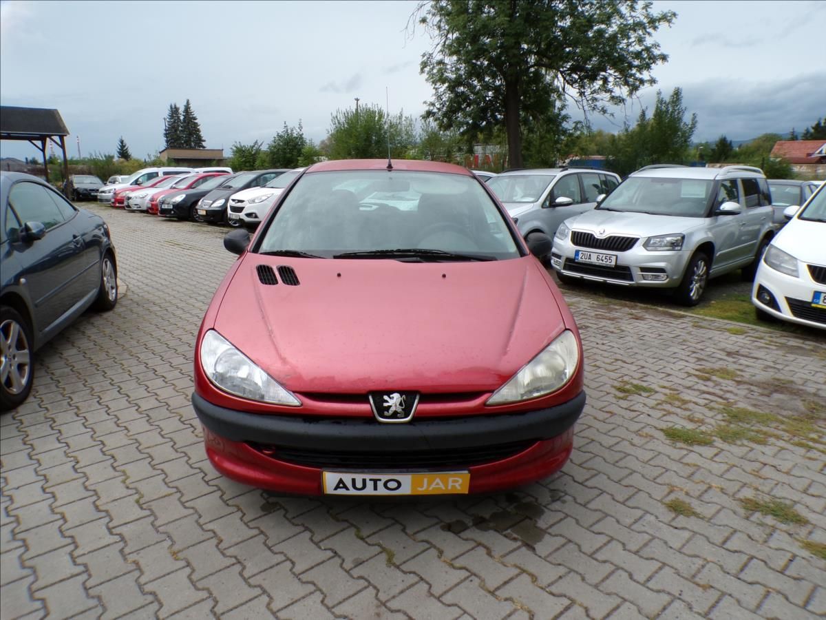 Peugeot 206, 1,1 i - fotka 3