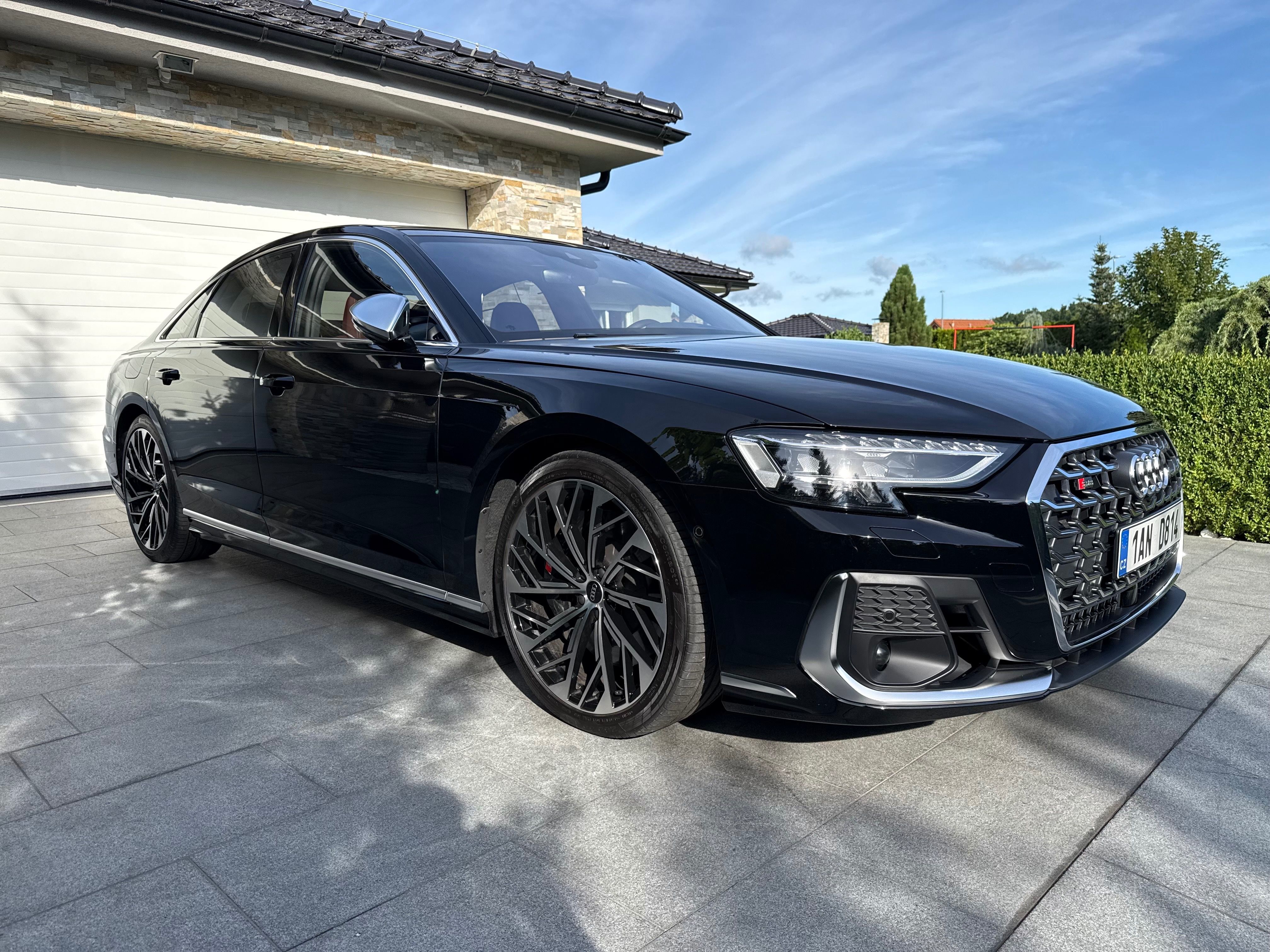 Audi S8, První majitel/Možná výměna