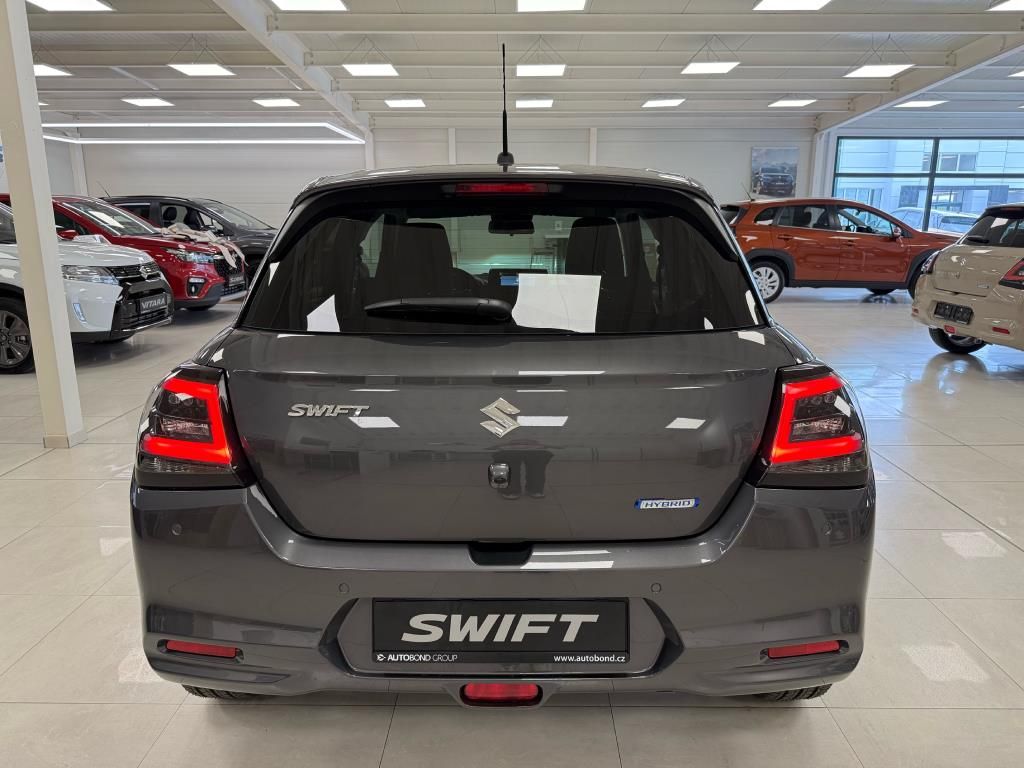 Suzuki Swift, PREMIUM 1.2 HYBRID CVT 4x2 MY2 - fotka 3
