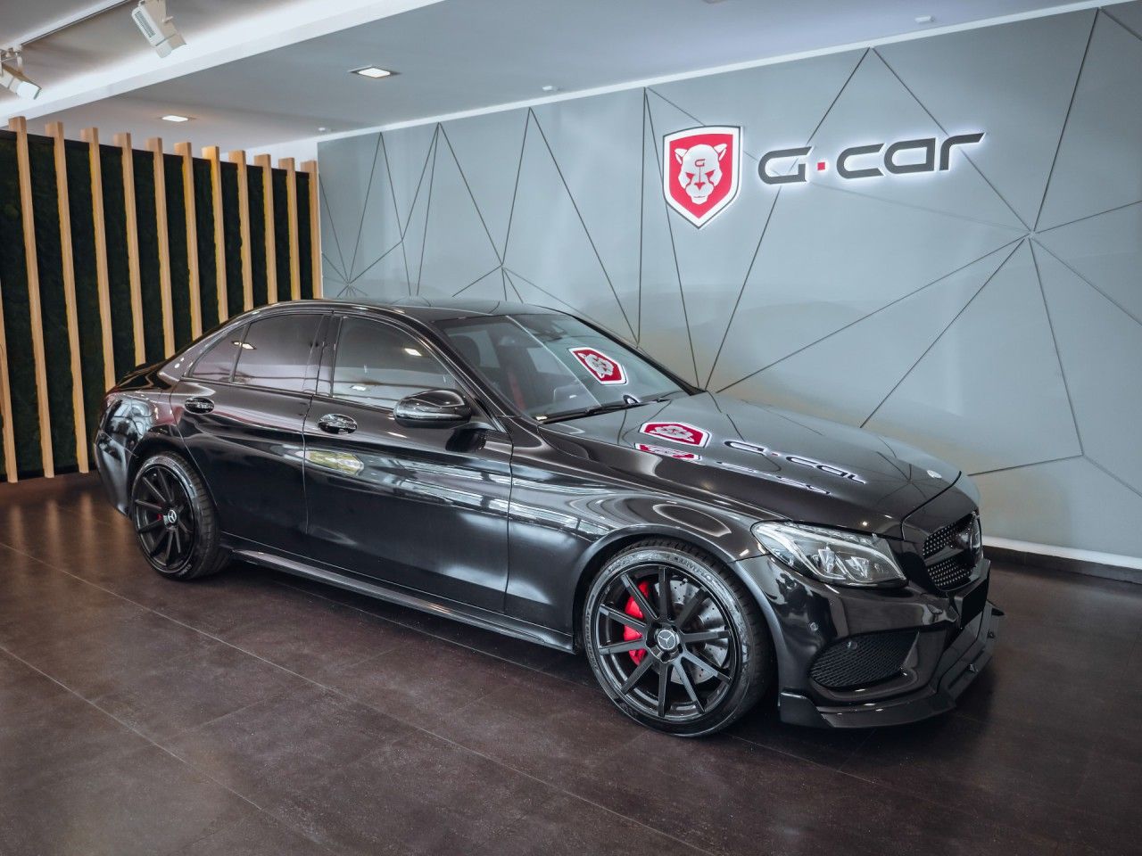 Mercedes-Benz Třídy C, C 43 AMG 4Matic - fotka 2