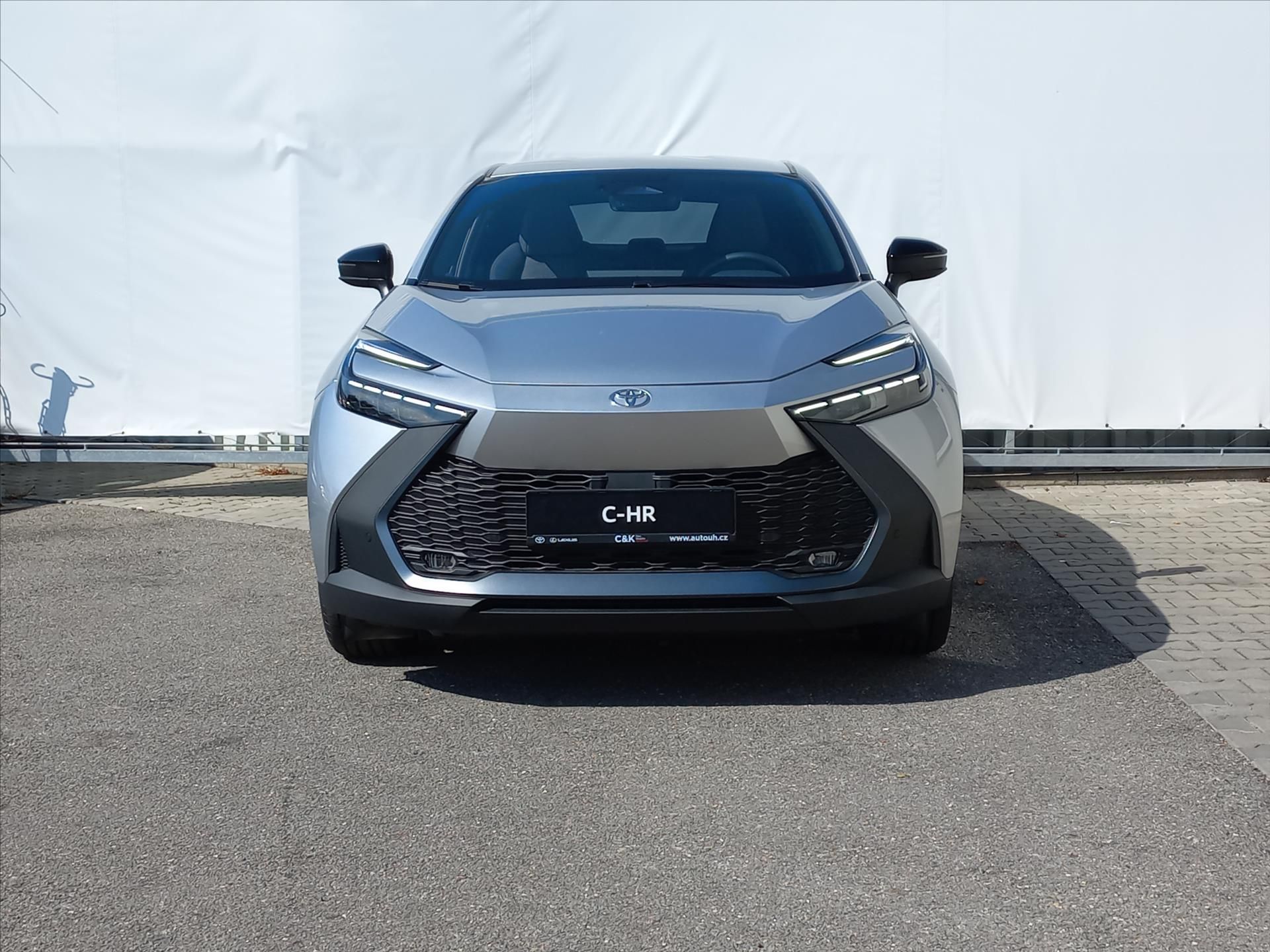 Toyota C-HR, 1,8 Hybrid e-CVT 140k  Style - fotka 4