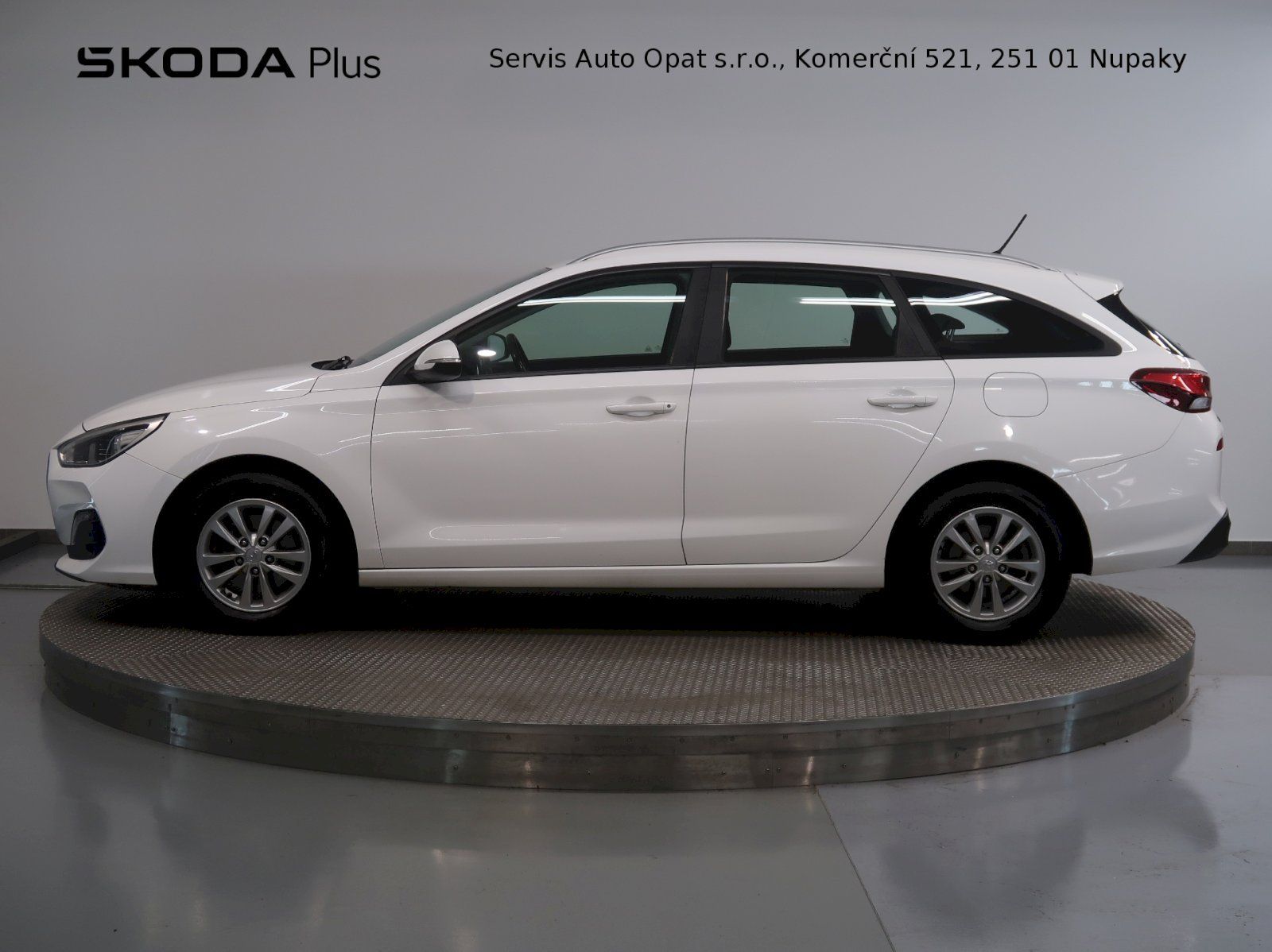Hyundai i30, 1.6CRDI 85kW - fotka 3