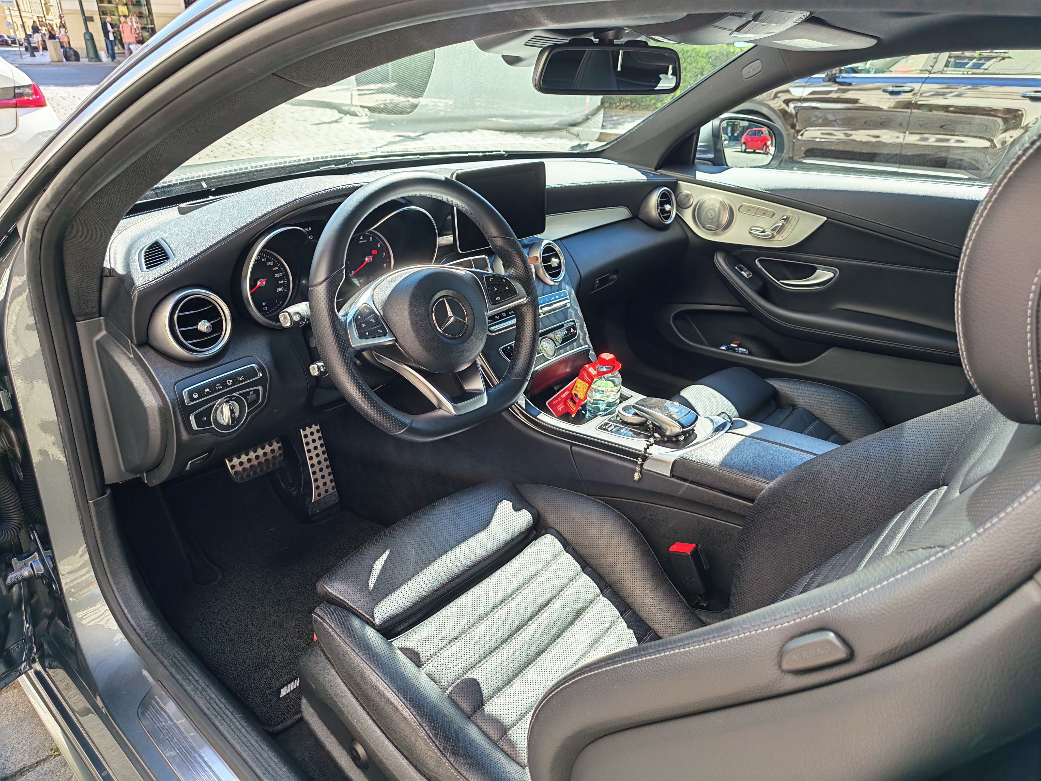 Mercedes-Benz Třídy C, C400 4MATIC Coupé | 3.0 V6 BiT - fotka 5