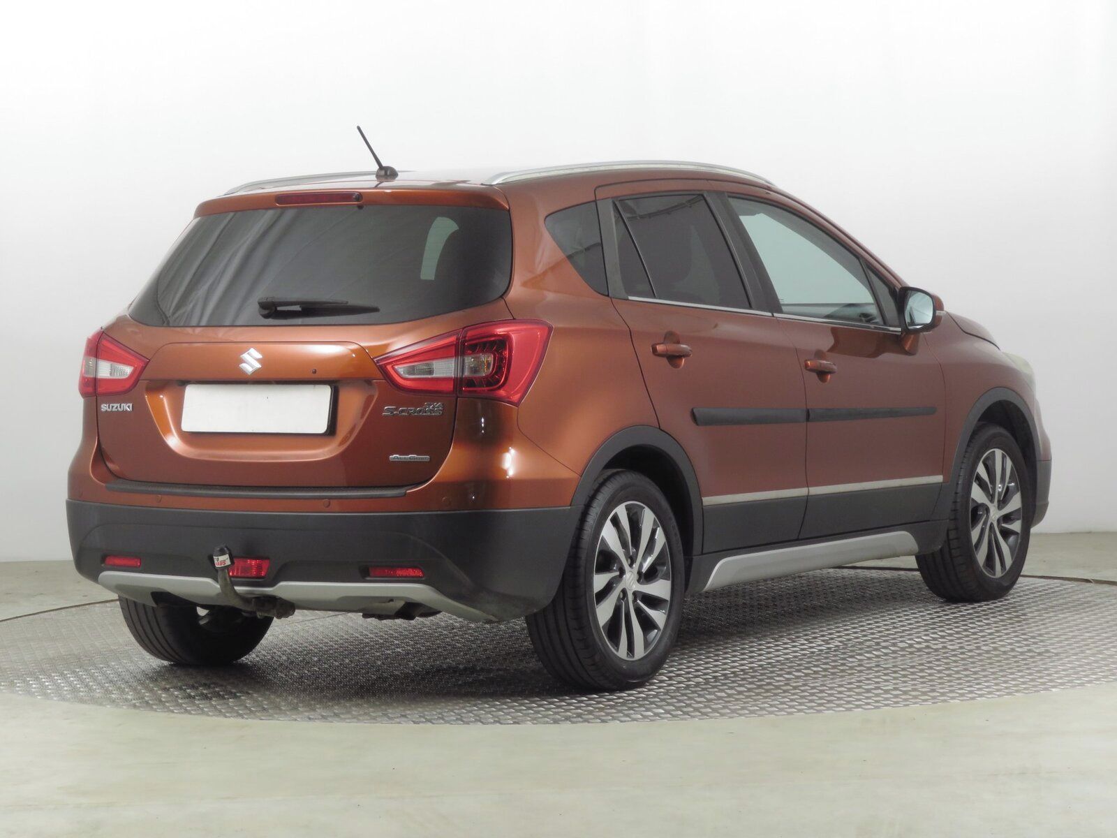 Suzuki SX4 S-Cross, 1.4 BoosterJet, 4X4 - fotka 5