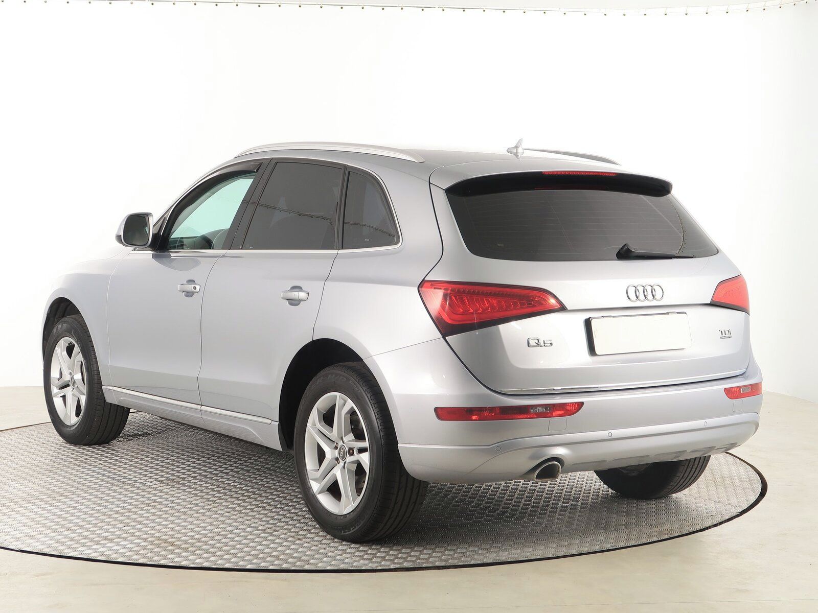 Audi Q5, 2.0 TDI, design, 4X4, Automat - fotka 4