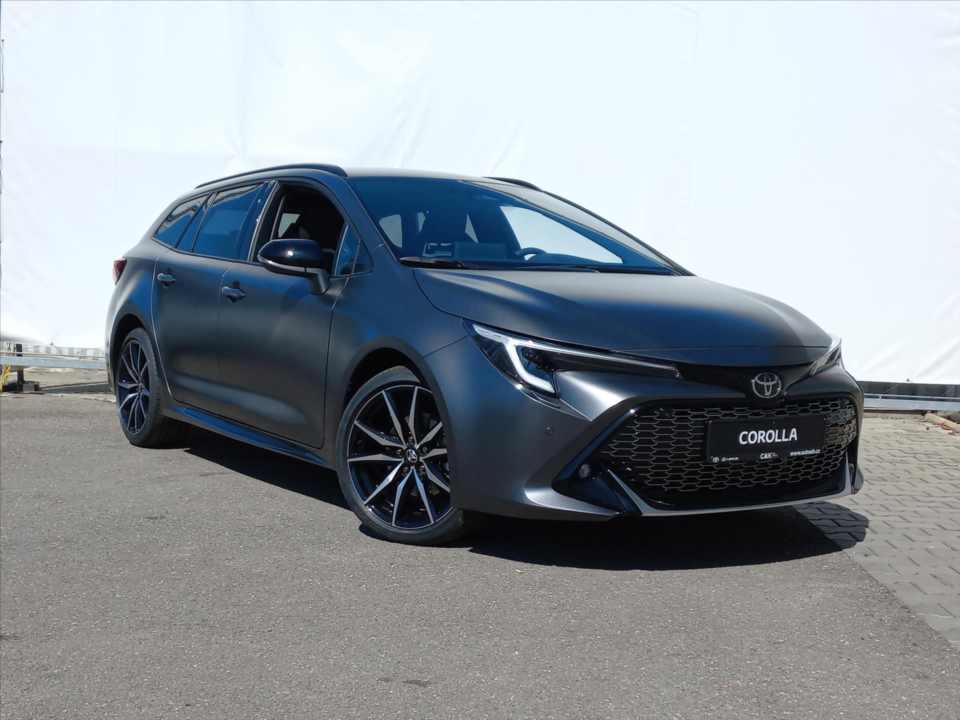 Toyota Corolla, 2,0 Hybrid e-CVT 178k  TS GR S - fotka 3
