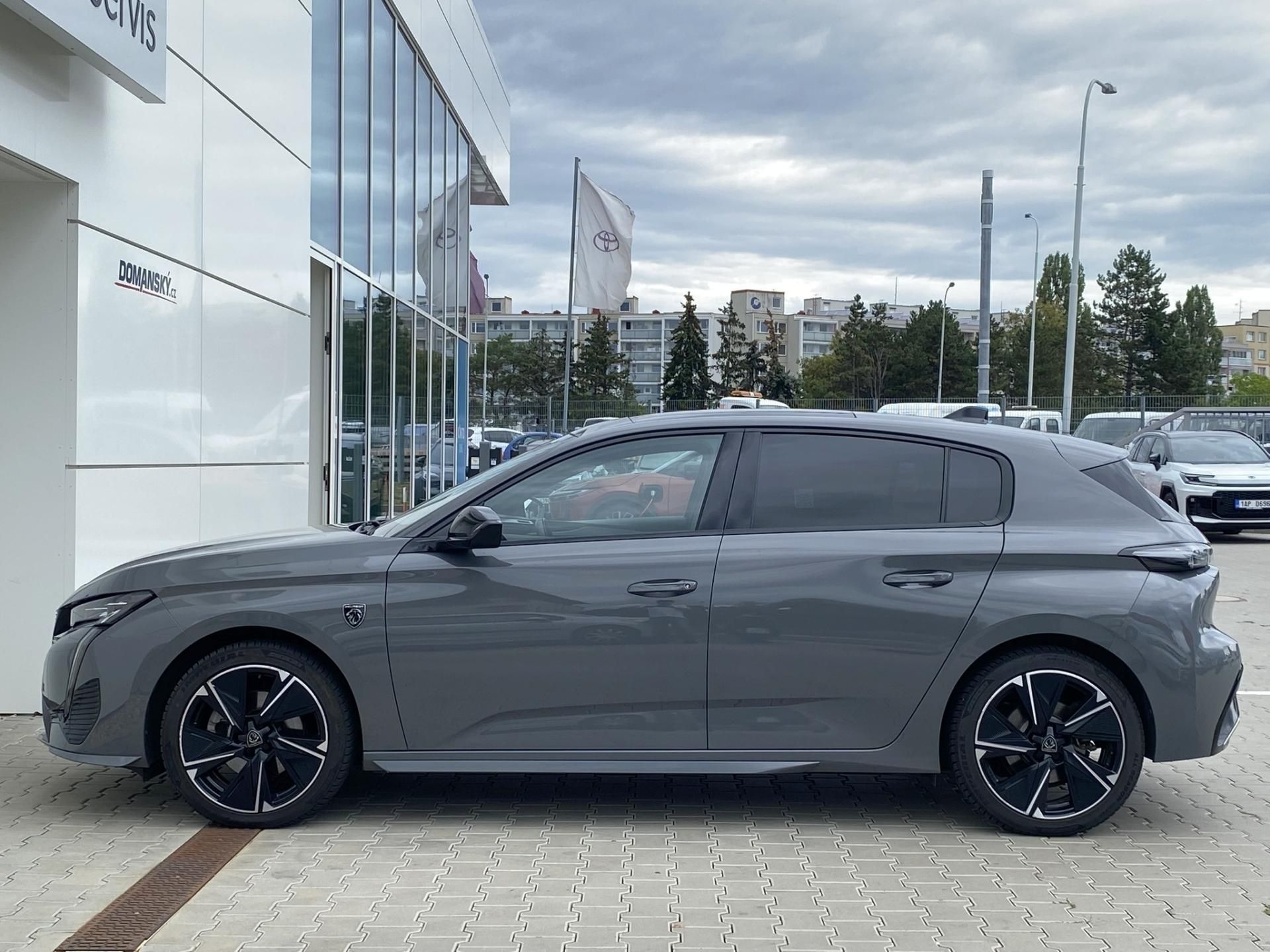 Peugeot 308, e-GT 115kW 54kWh - fotka 4