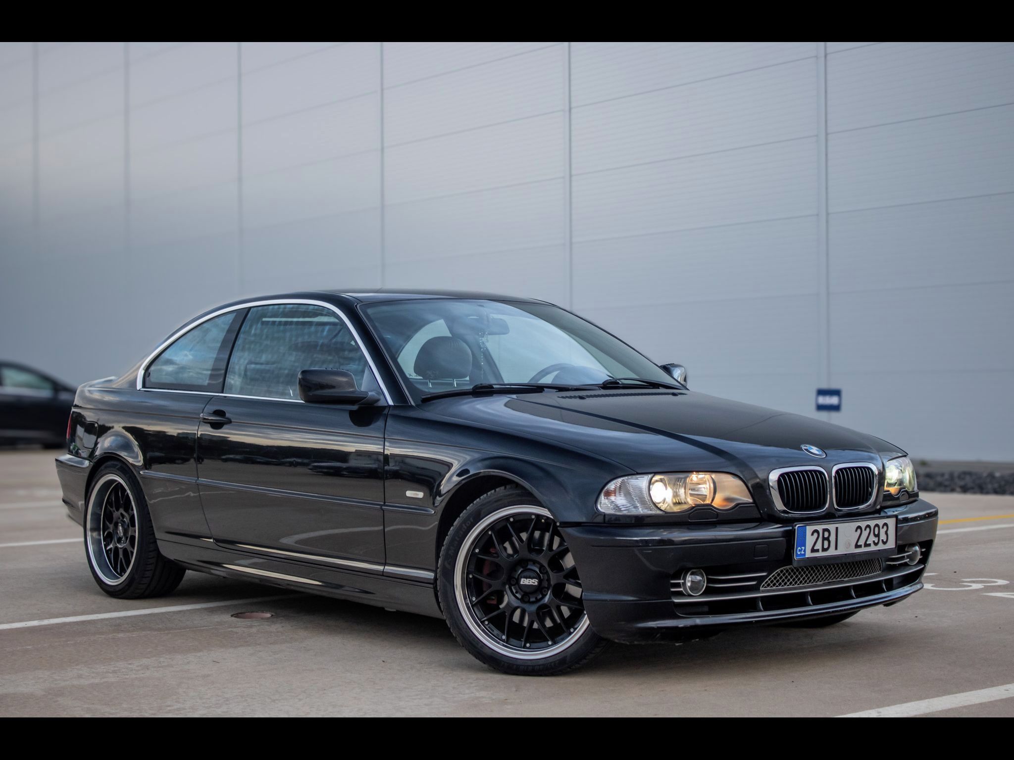 BMW Řada 3 - fotka 3