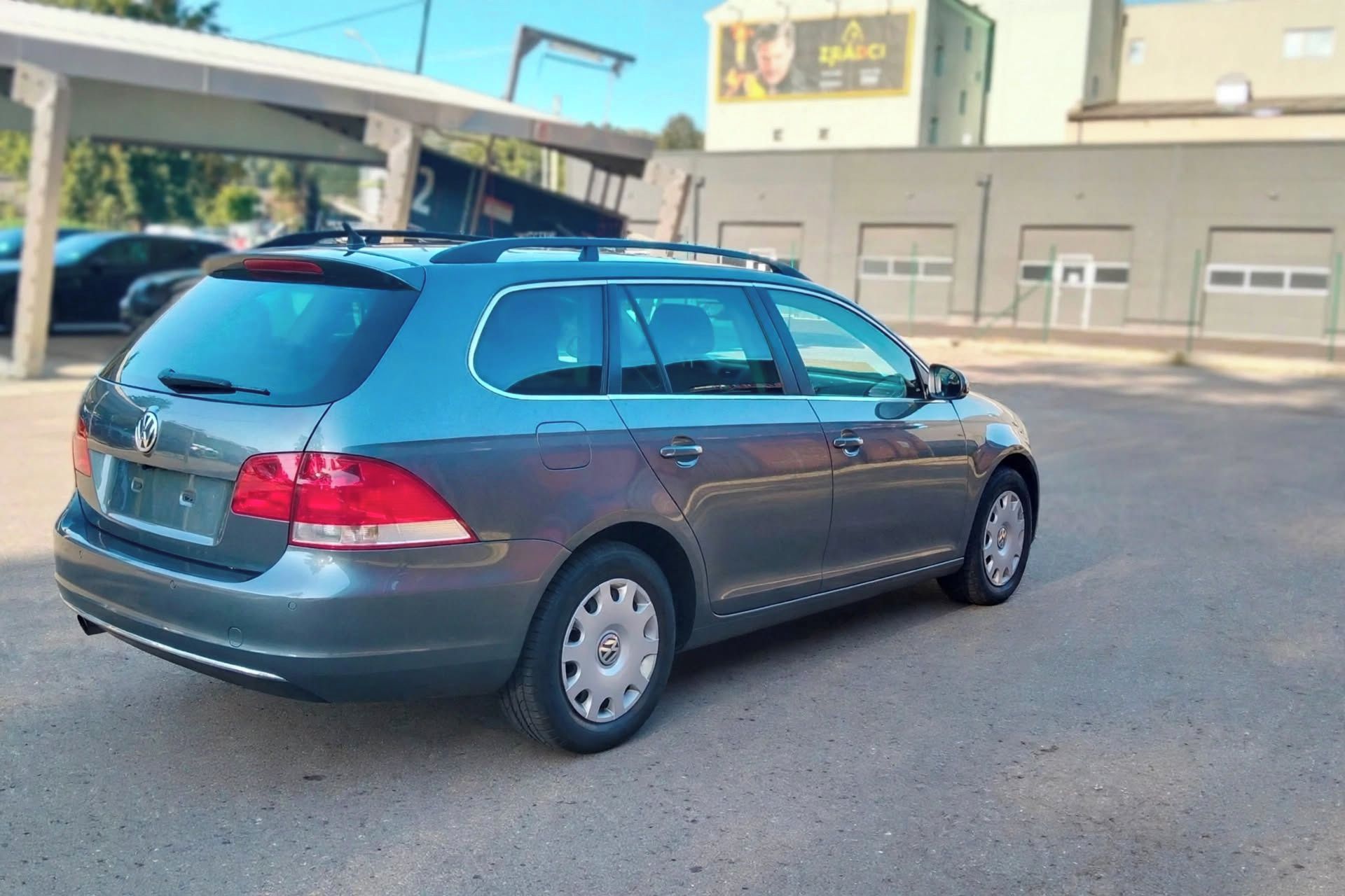 Volkswagen Golf, VW golf variant 1.4 TSI - fotka 2