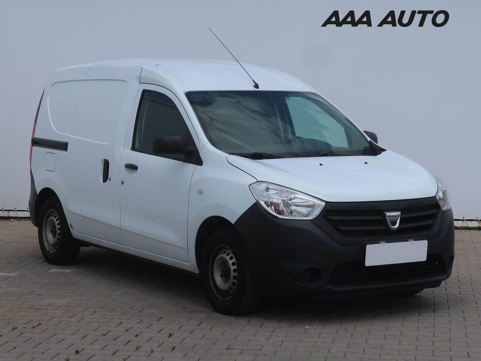 Dacia Dokker, 1.6 i, ČR