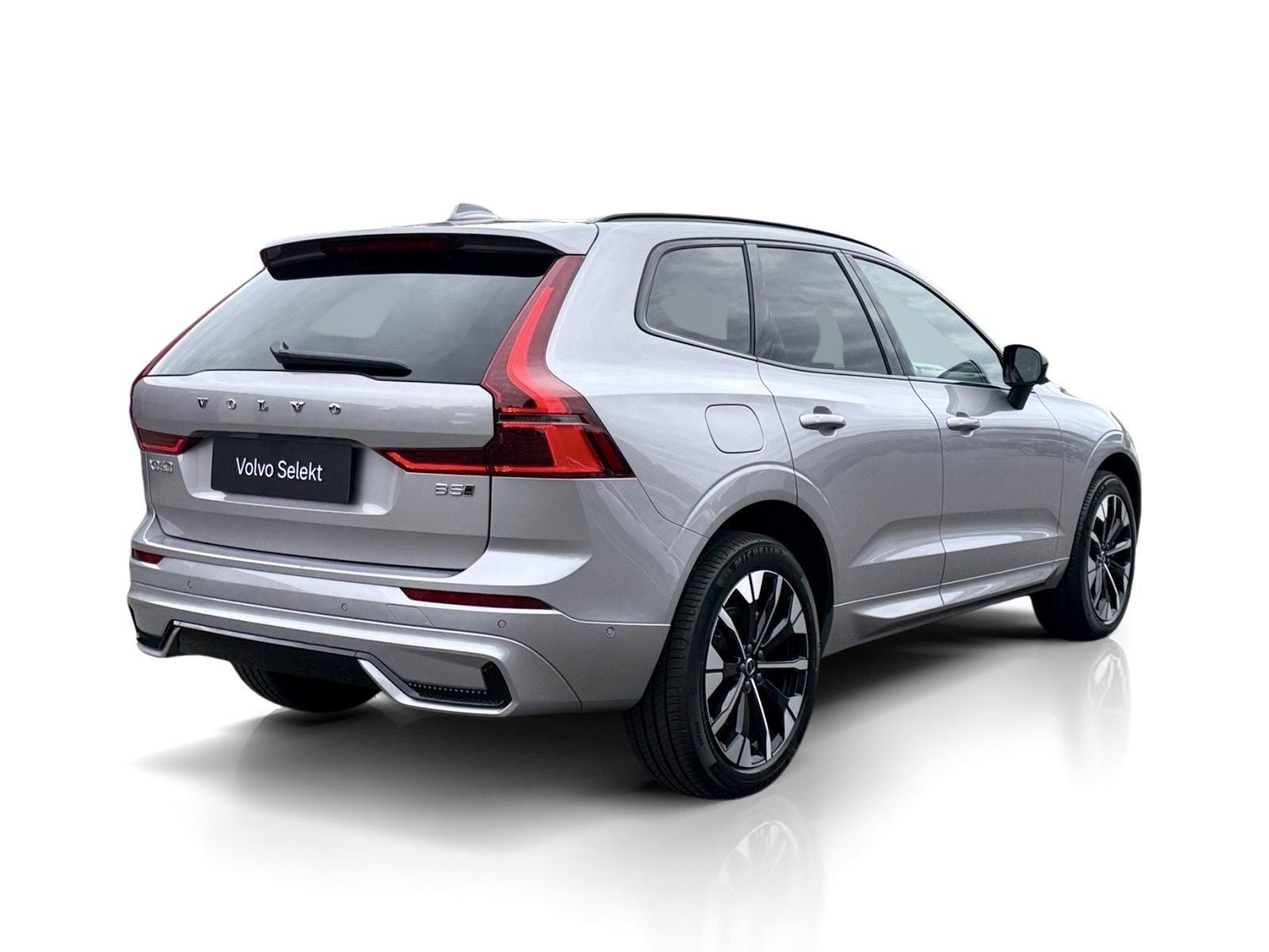 Volvo XC60, B5 AWD PLUS DARK +komplety kol - fotka 6