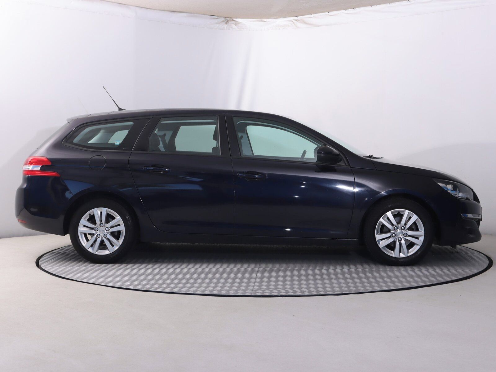 Peugeot 308, 1.6 BlueHDi, Style, Serv.kniha - fotka 6