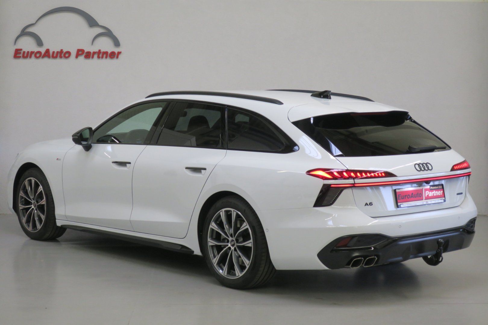 Audi A6, 2,0 TDI Quatt. S-tronic S line - fotka 2