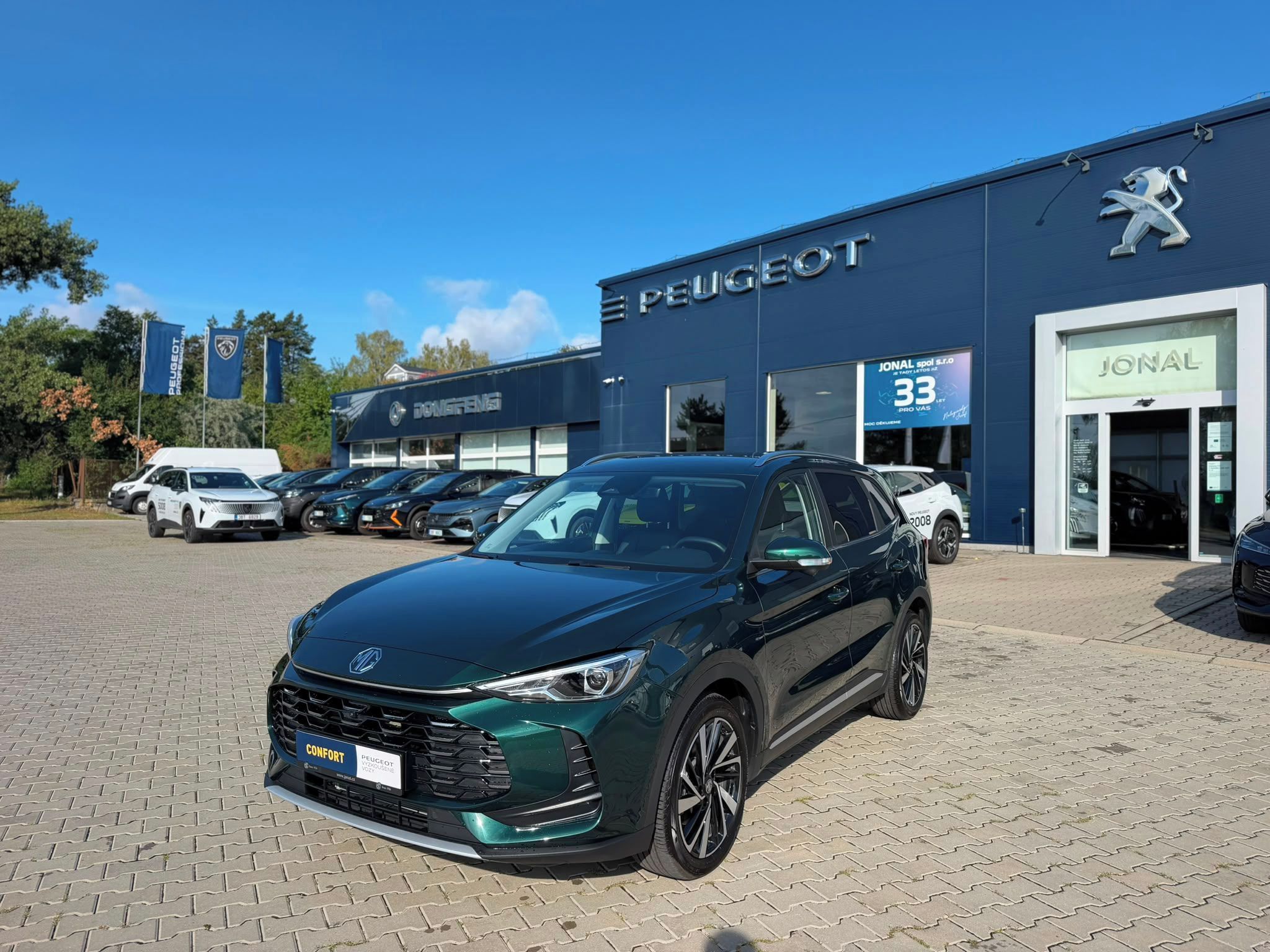 MG ZS, HEV 1.5 EXCLUSIVE AT ZÁRUKA 7l