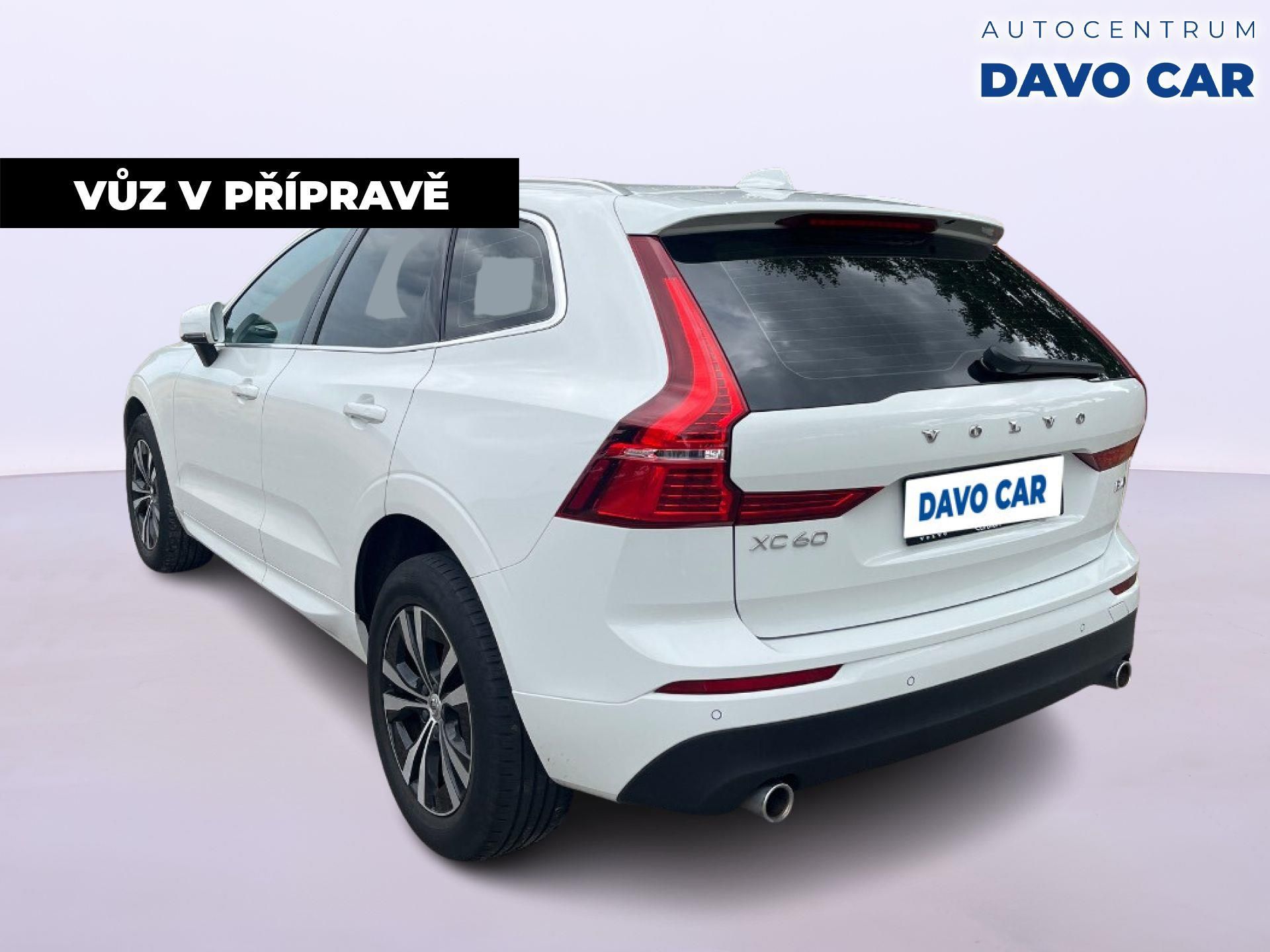 Volvo XC60, 2,0 B4 145kW AWD Momentum CZ D - fotka 2