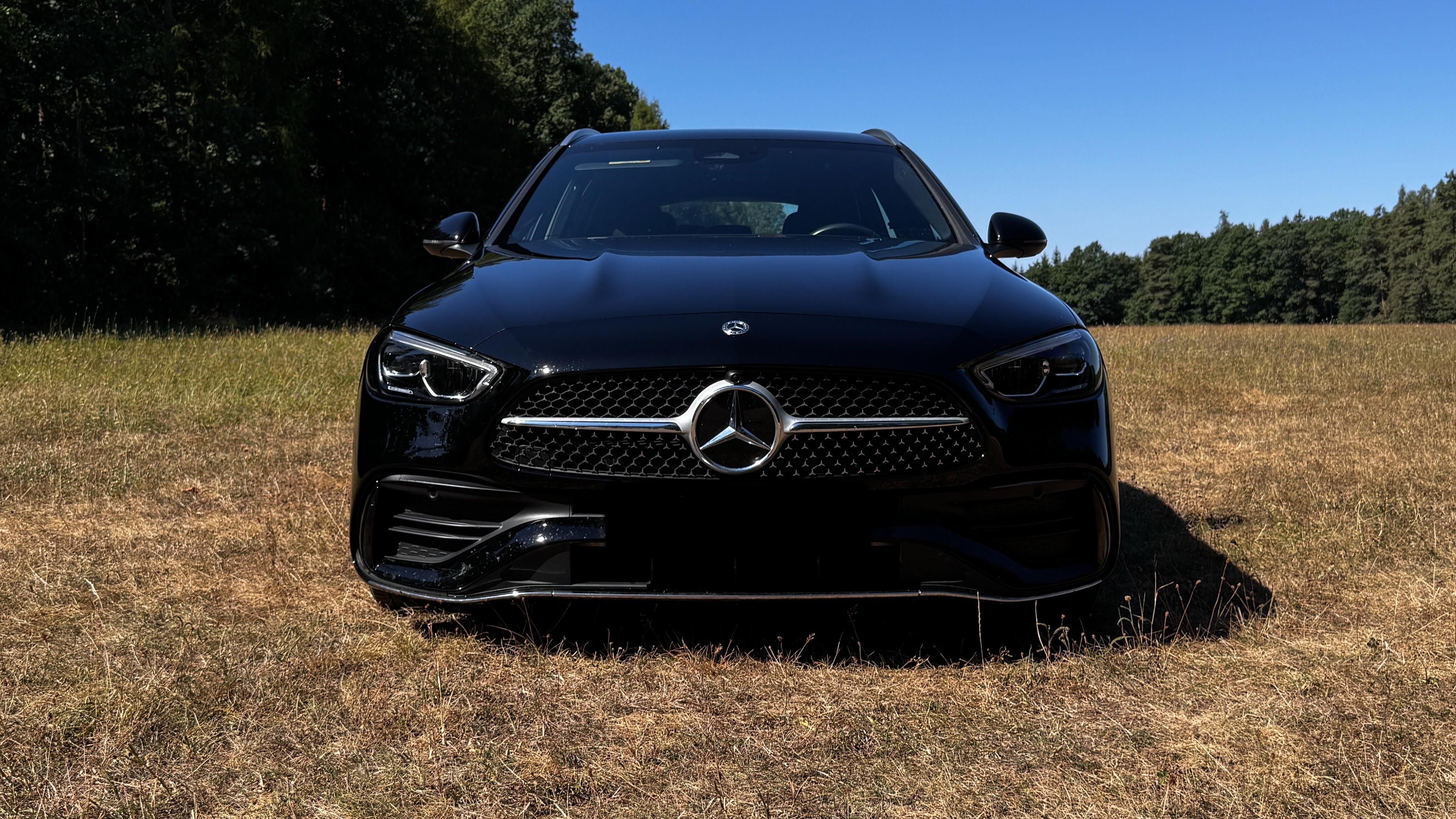 Mercedes-Benz Třídy C, C220d, AMG, záruka - fotka 3