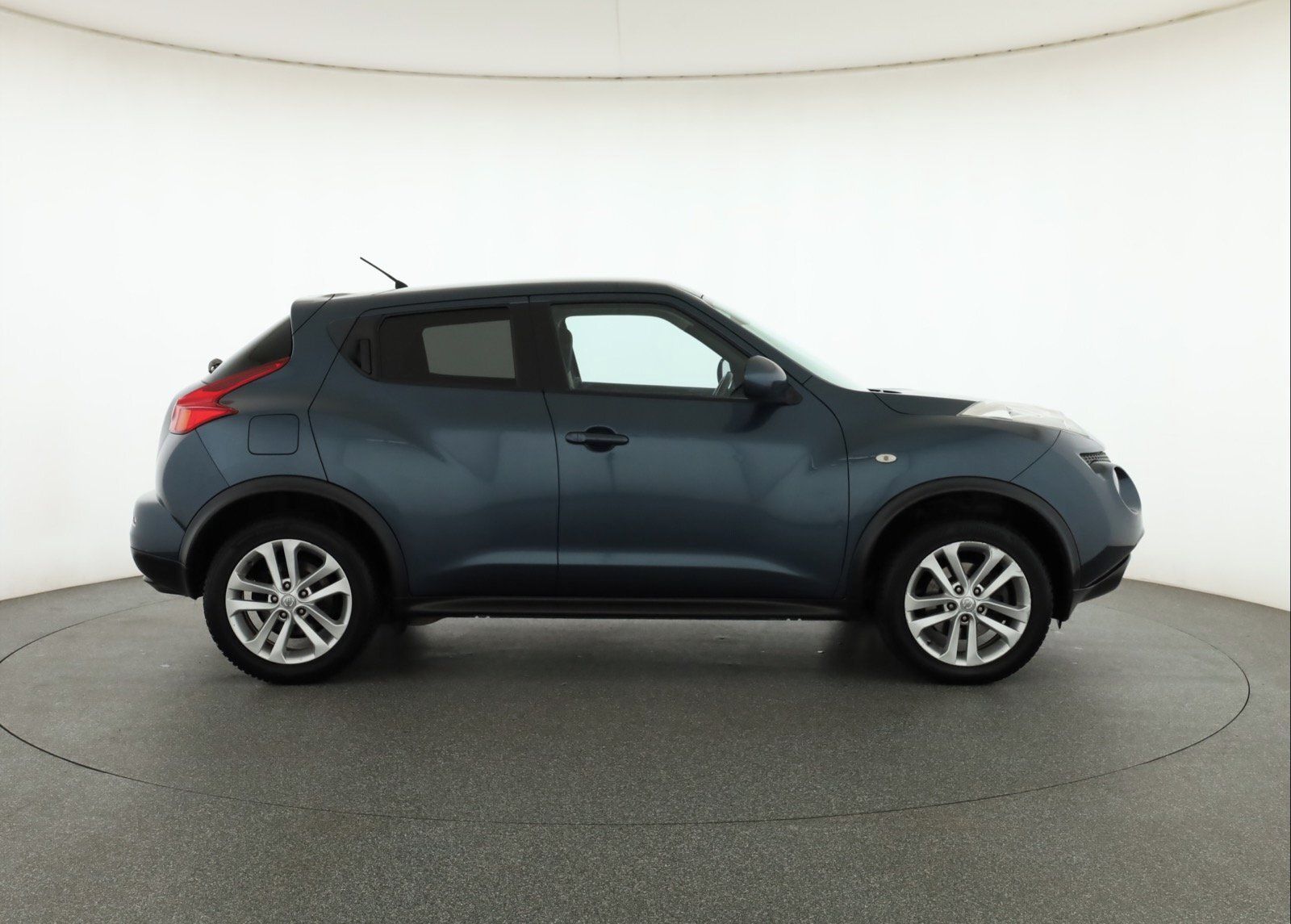 Nissan Juke, 1.6 DIG-T, 4X4, Automat - fotka 6