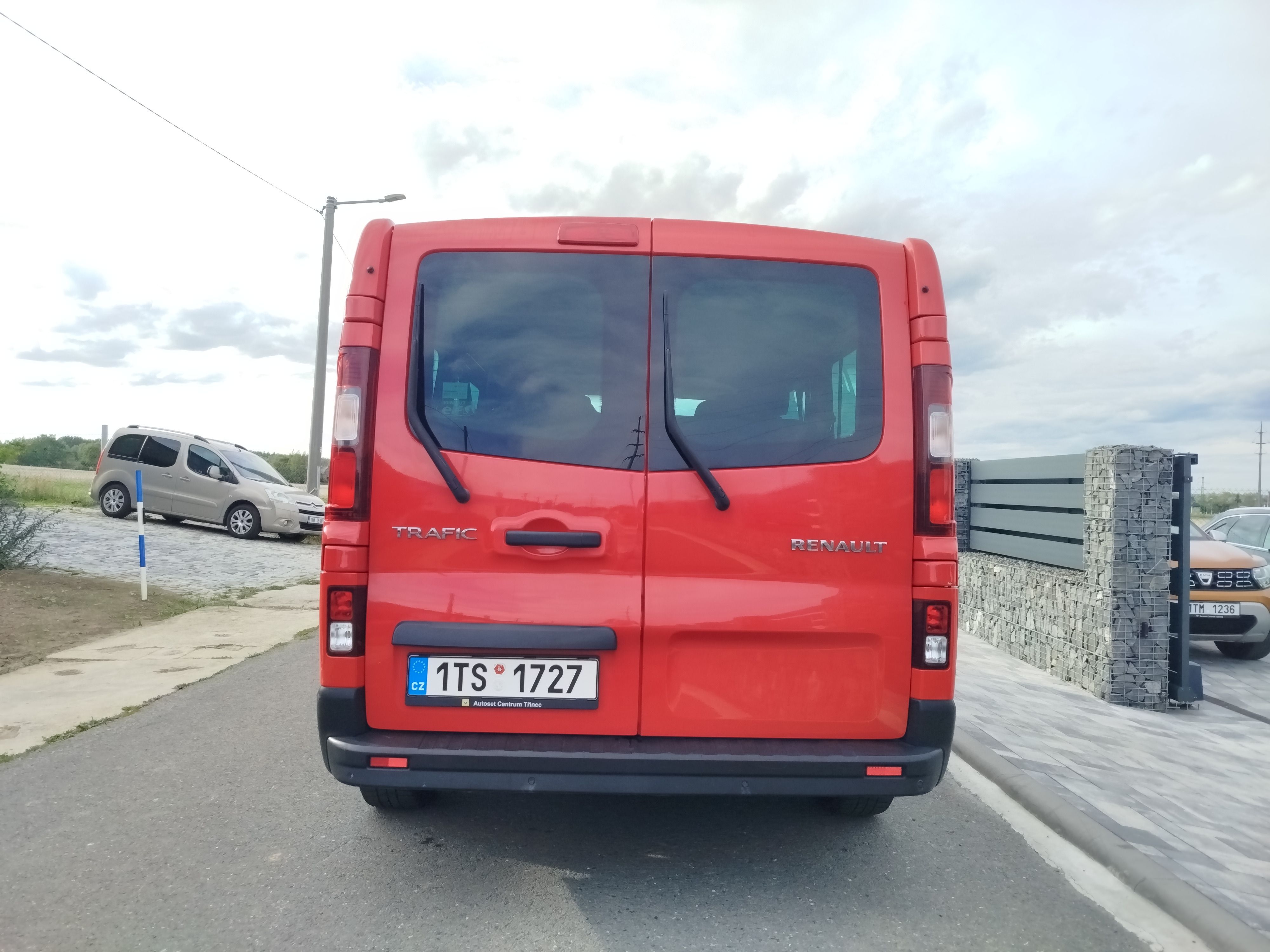 Renault Trafic, 1.6DCi 89kw, 9 míst long, DPH - fotka 4