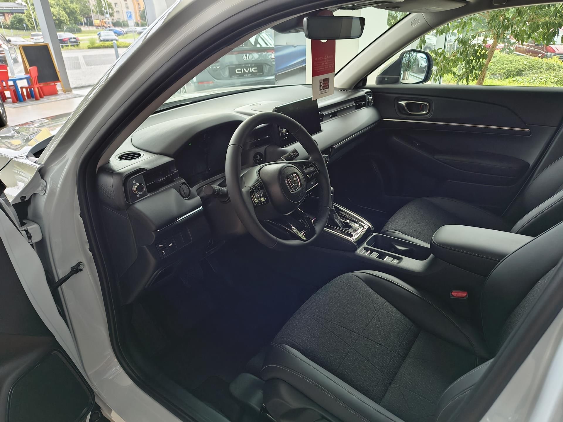 Honda HR-V, e:HEV 1.5 i-MMD Advance 2027 - fotka 5