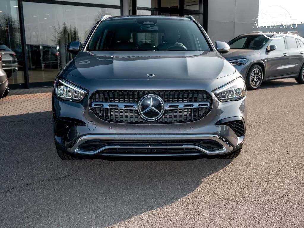 Mercedes-Benz GLA, 200d PROGRESSIVE*TAŽNÉ - fotka 2