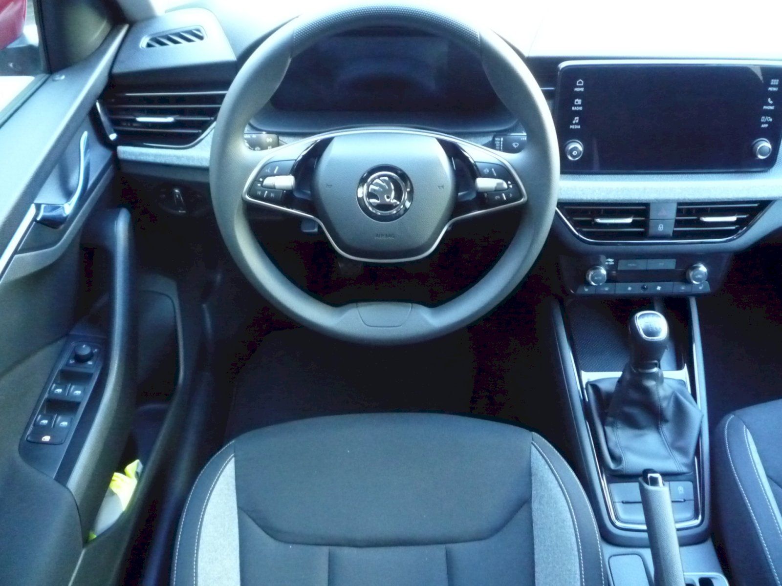 Škoda Kamiq, 1,0TSi 85kW Selection - fotka 5