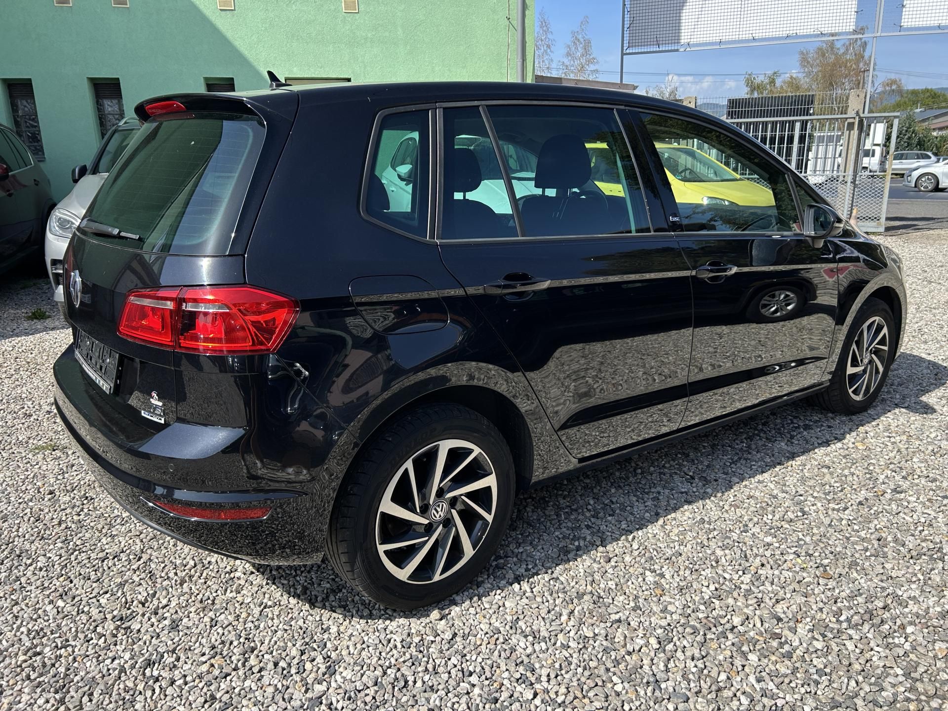Volkswagen Golf Sportsvan, 1.2 TSi 81 KW naj.140 tis km - fotka 6