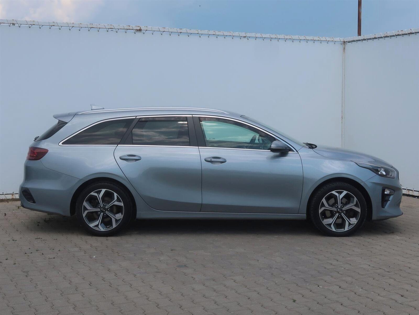 Kia Cee´d, 1.6 CRDi, Gold, Automat - fotka 6