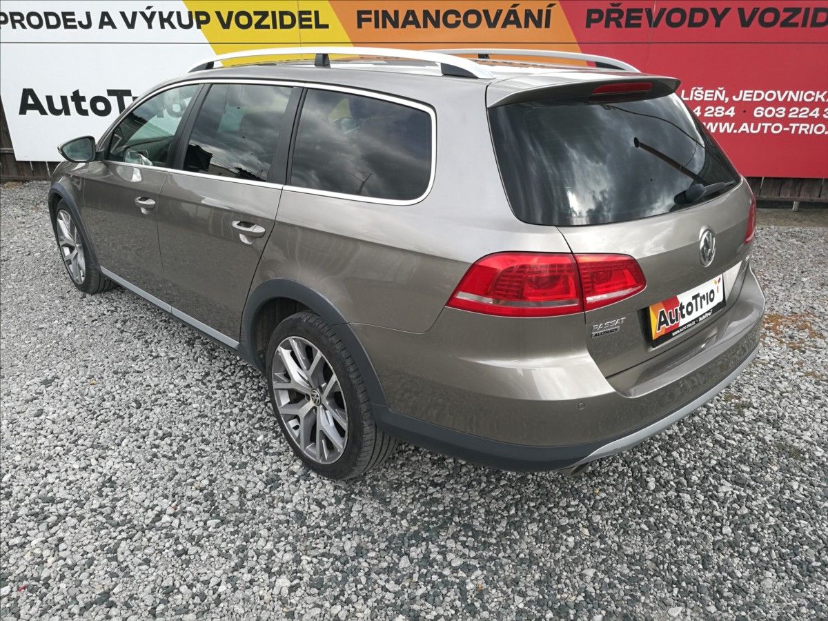 Volkswagen Passat, 2,0 TDI Alltrack DSG 4motion - fotka 4