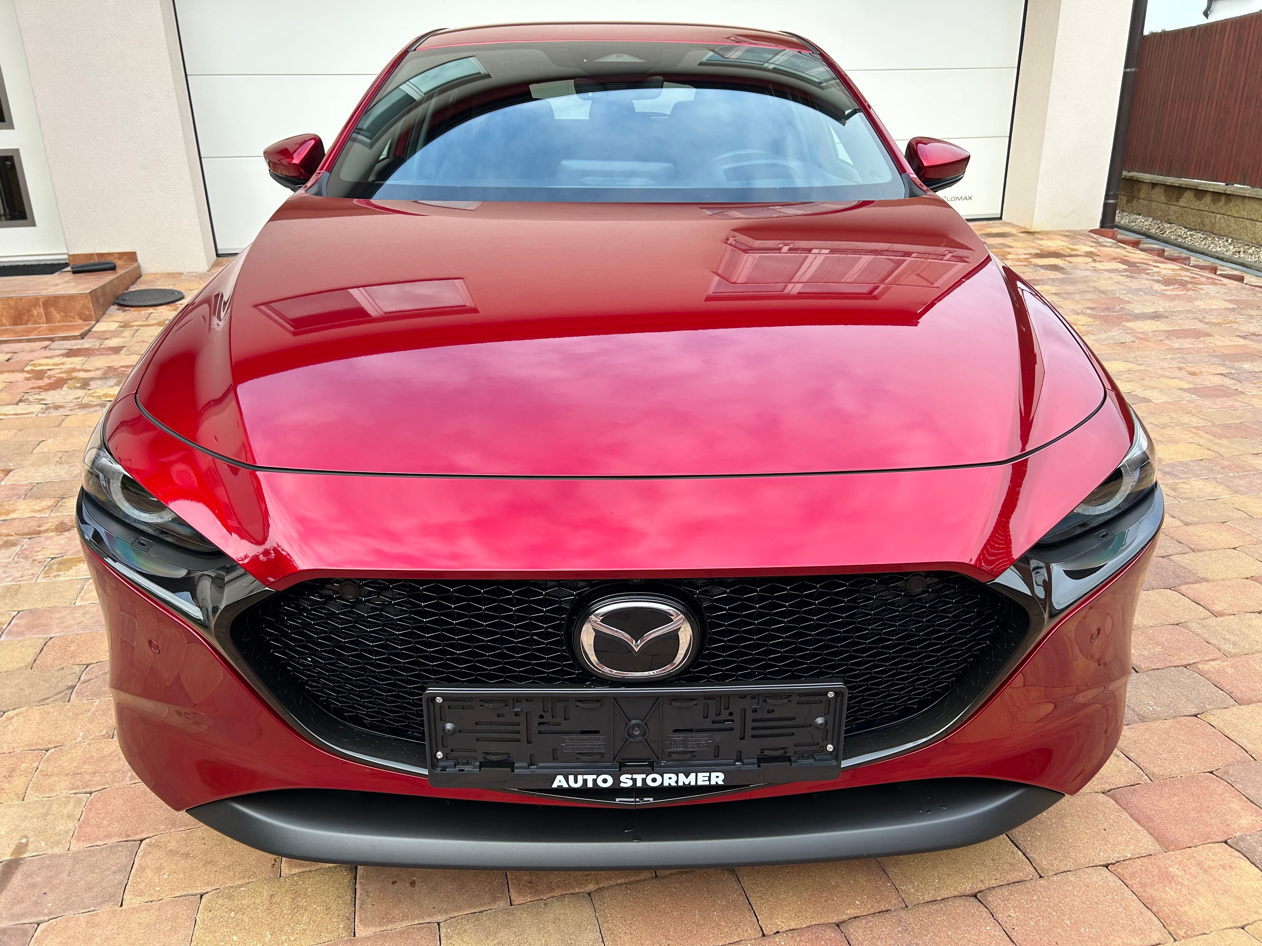 Mazda 3, 2.0 e-SKYACTIV-G150 EXCLUSIVE - fotka 2