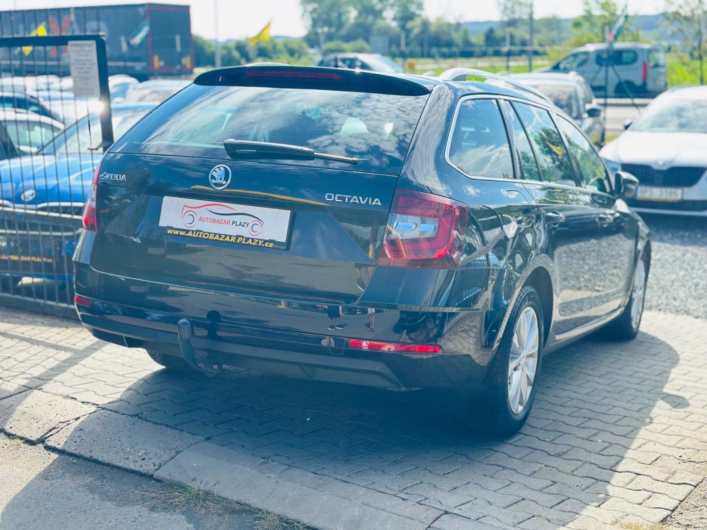 Škoda Octavia, 1.6TDi VIRTUAL,NAVI,APP,LED - fotka 6