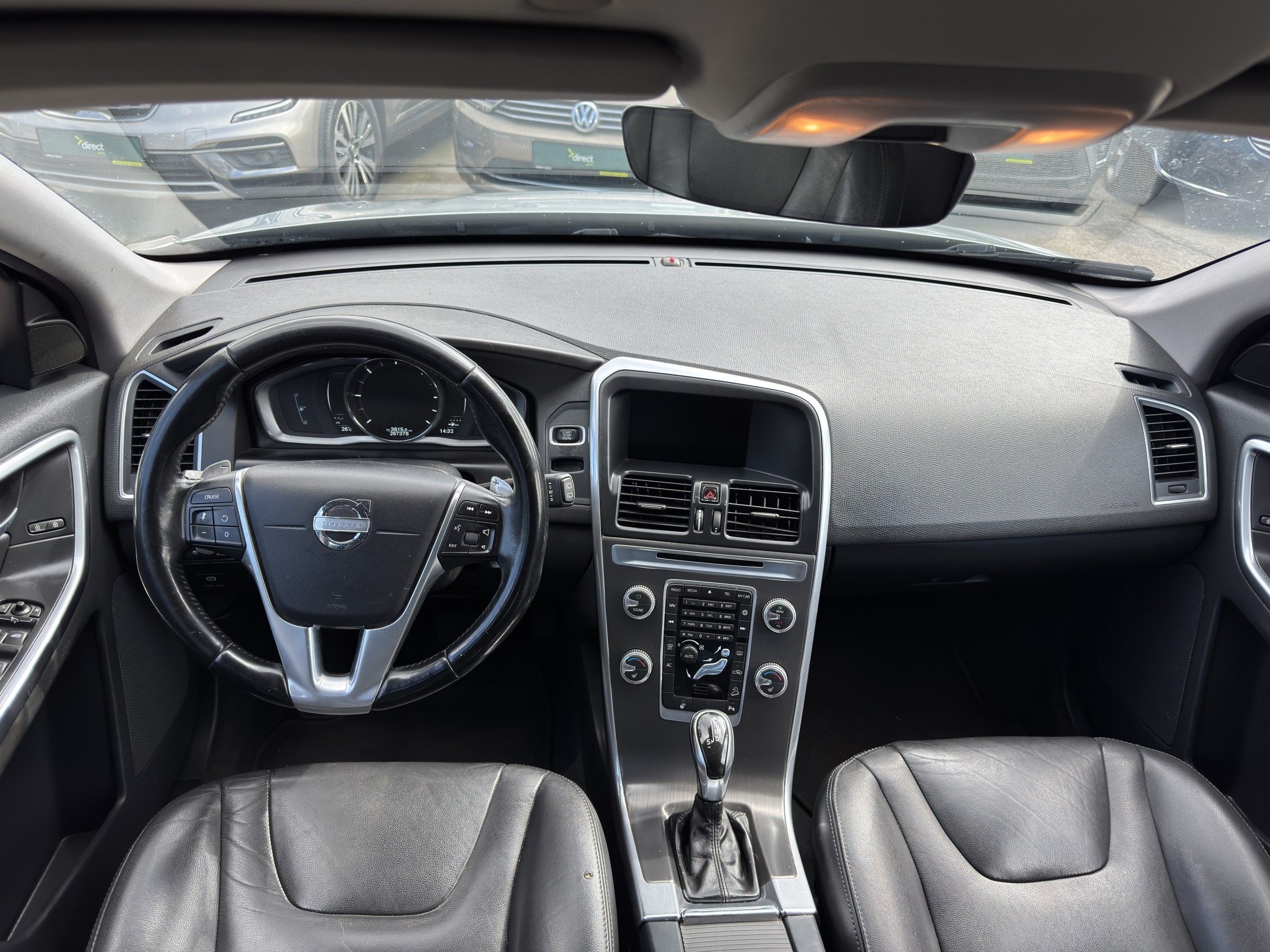 Volvo XC60, 2.4 D 158 kW - fotka 6
