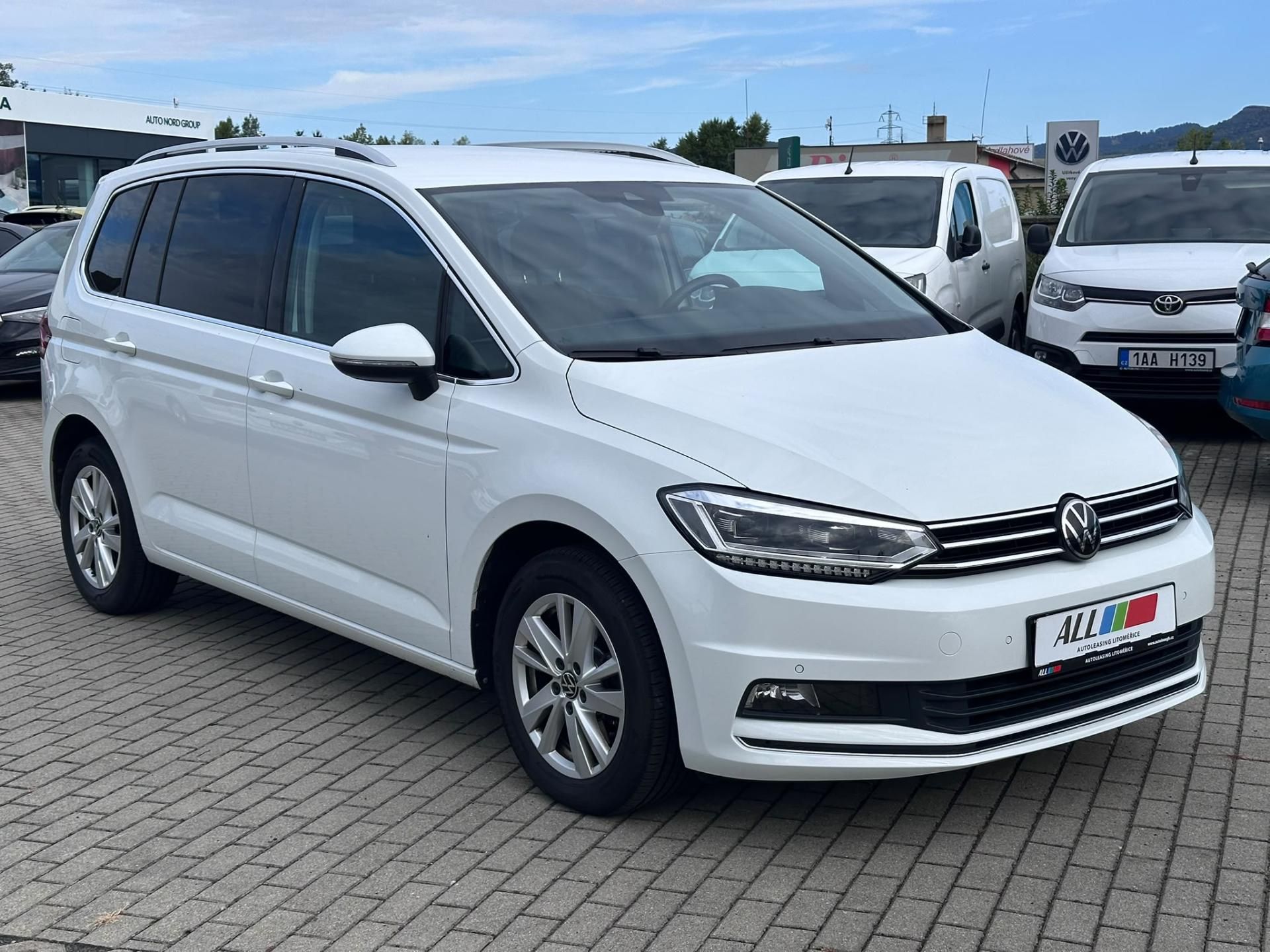 Volkswagen Touran, 2.0 TDI 110kW DSG Highline - fotka 4
