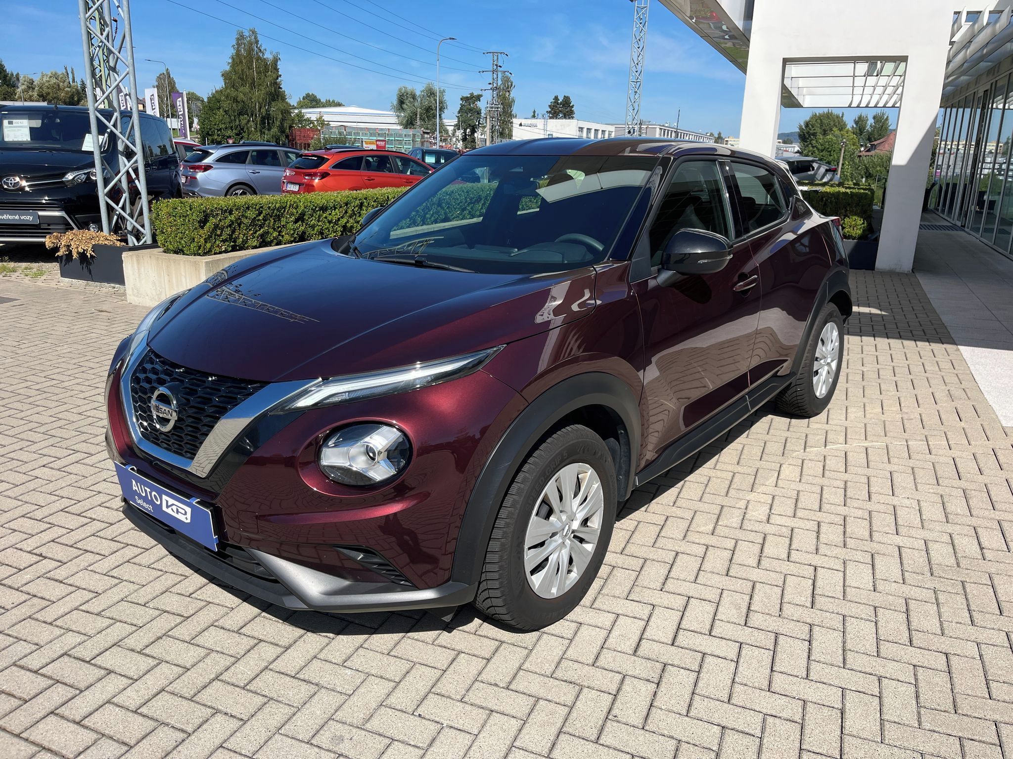 Nissan Juke, 1.0 DIG-T - fotka 2