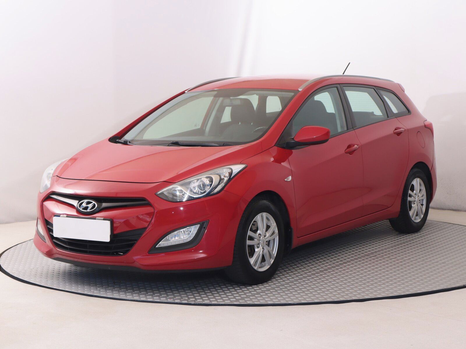Hyundai i30, 1.6 MPI - fotka 2