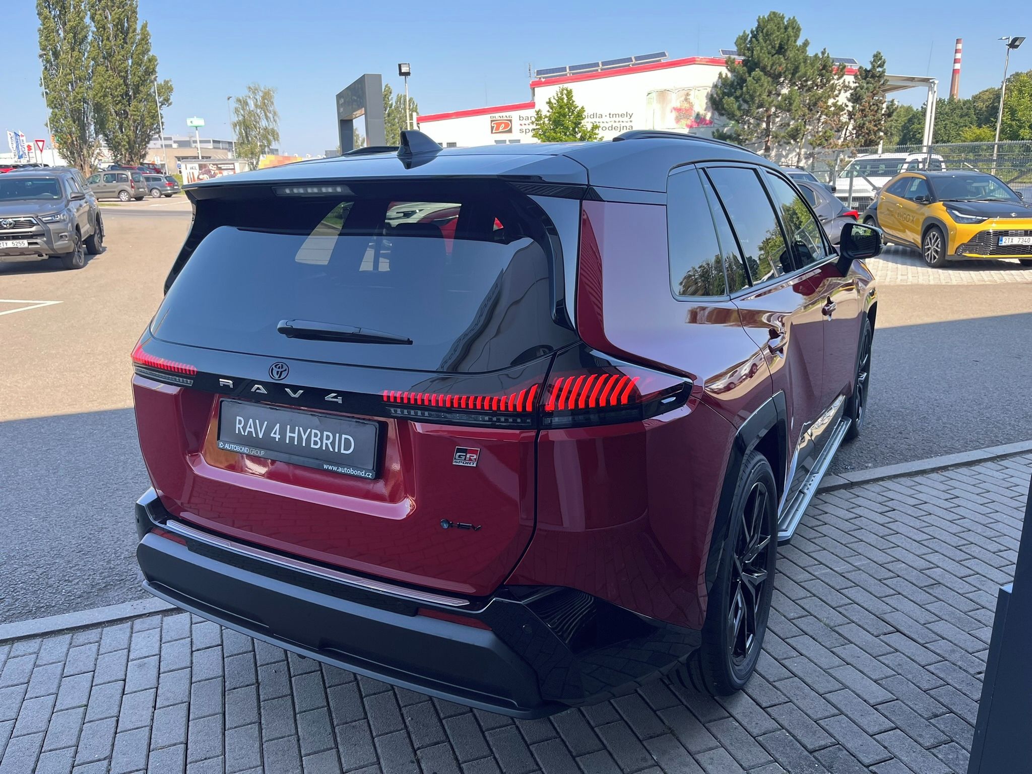 Toyota Rav4, 2.5L HEV GR Sport + TAŽNÉ - fotka 5