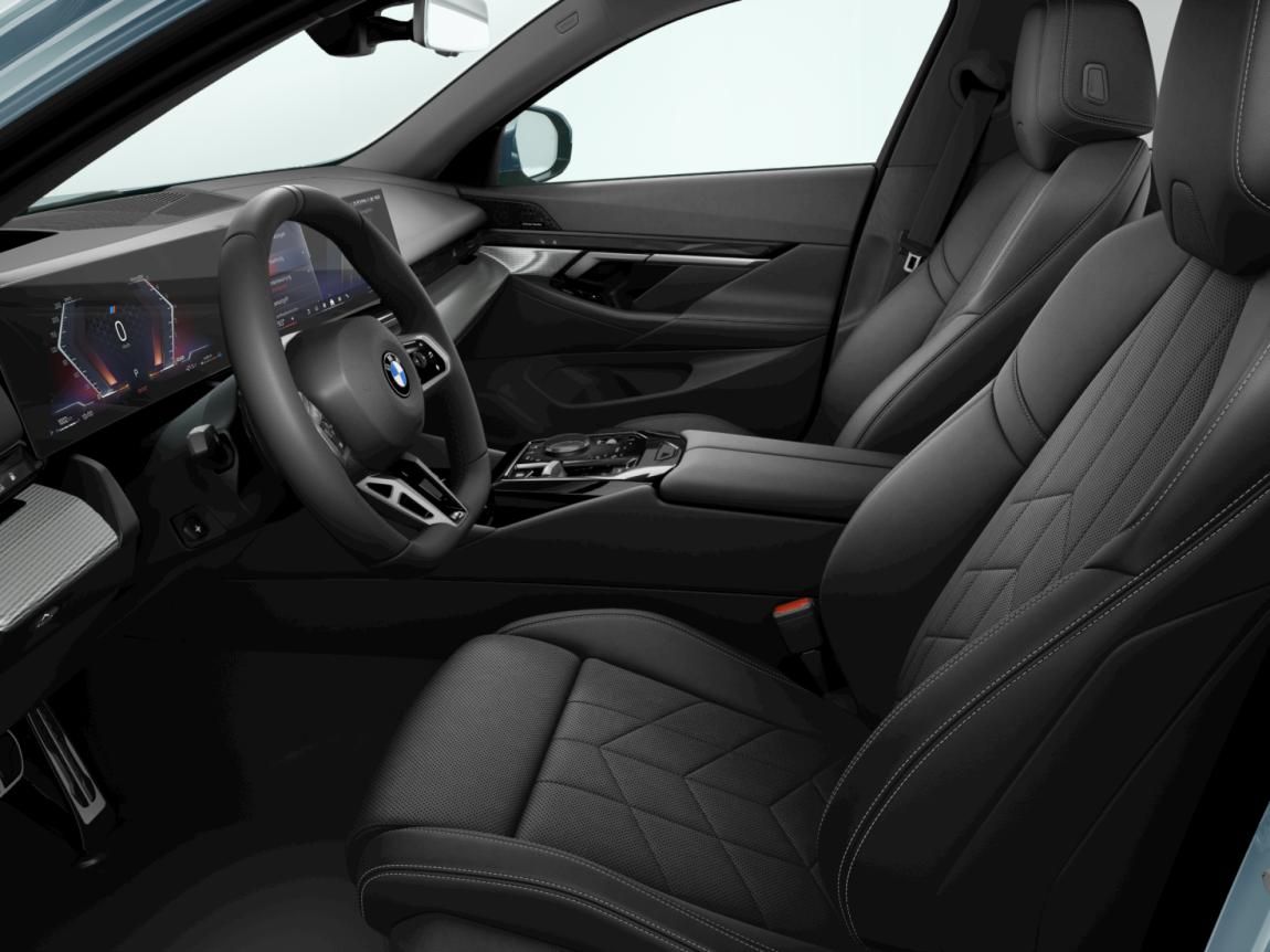 BMW Řada 5, 520d xDrive Touring - fotka 2
