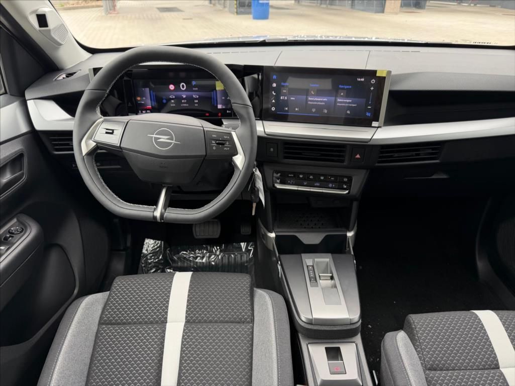 Opel Frontera, 1,2 TURBO  EDITION HYBRID - fotka 6