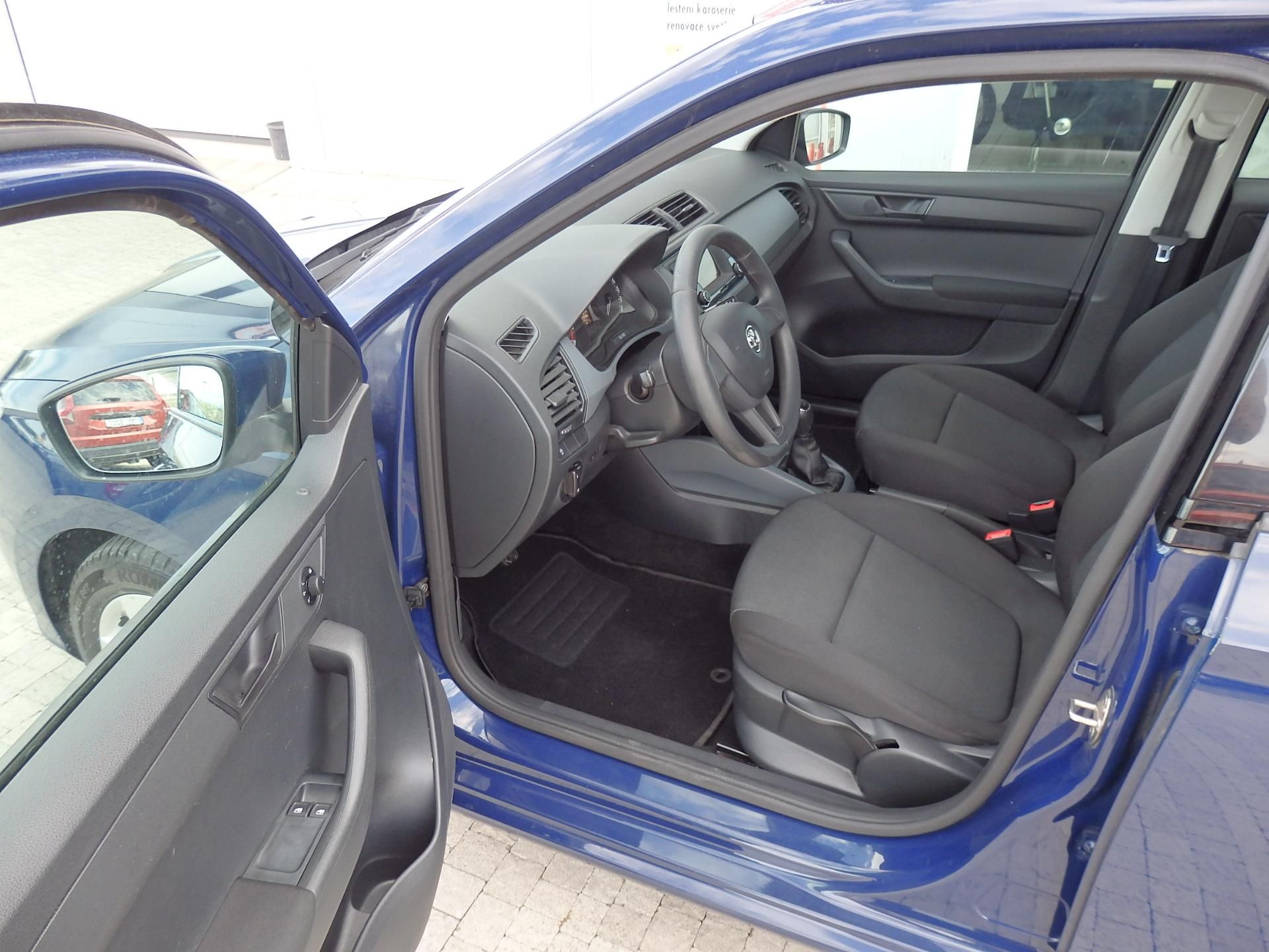 Škoda Fabia, 1.2 TSI KLIMATIZACE, 6x AIRBAG - fotka 6
